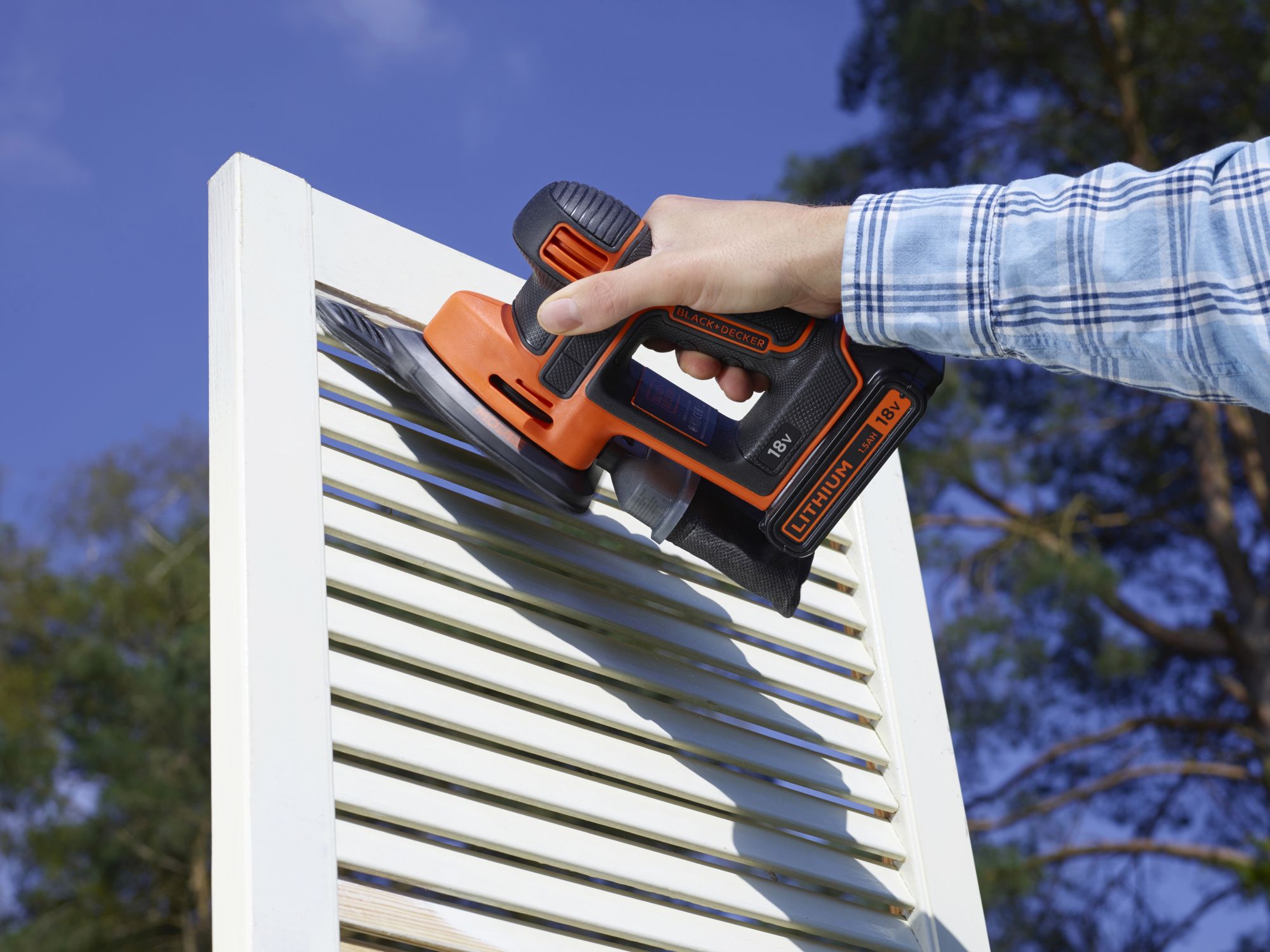 BDCDS18-QW - Lijadora de detalle Mouse® 18V (1.5Ah)