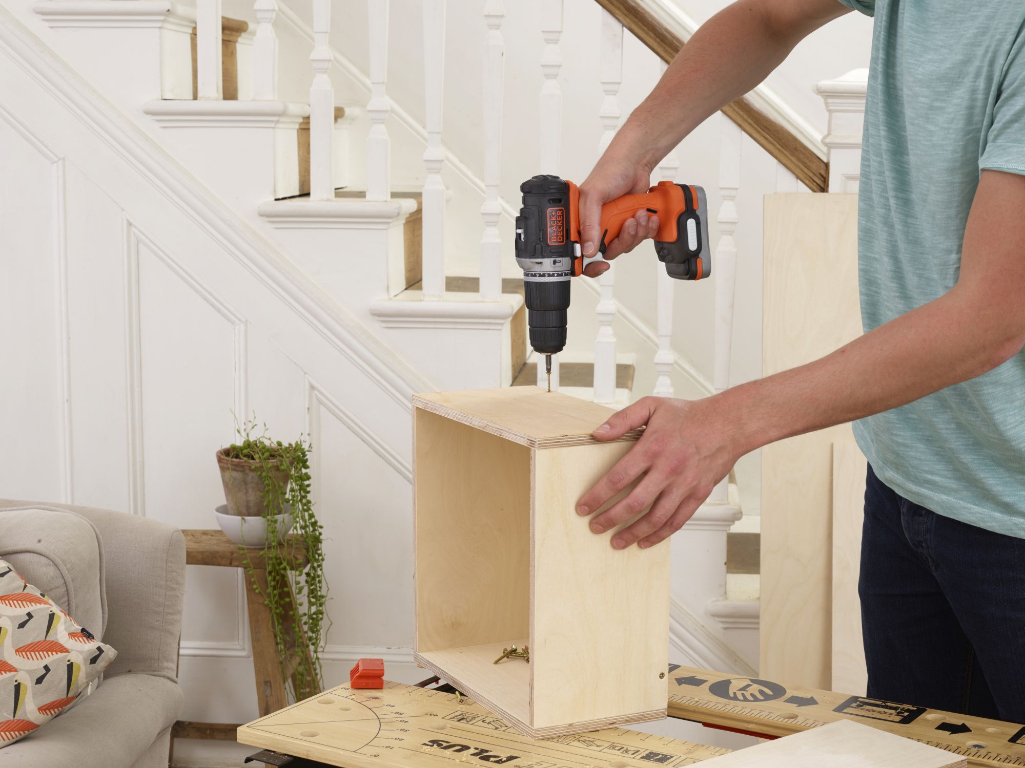 BDCHD12S1-XJ - Taladro Percutor 12V con batería 12V USB