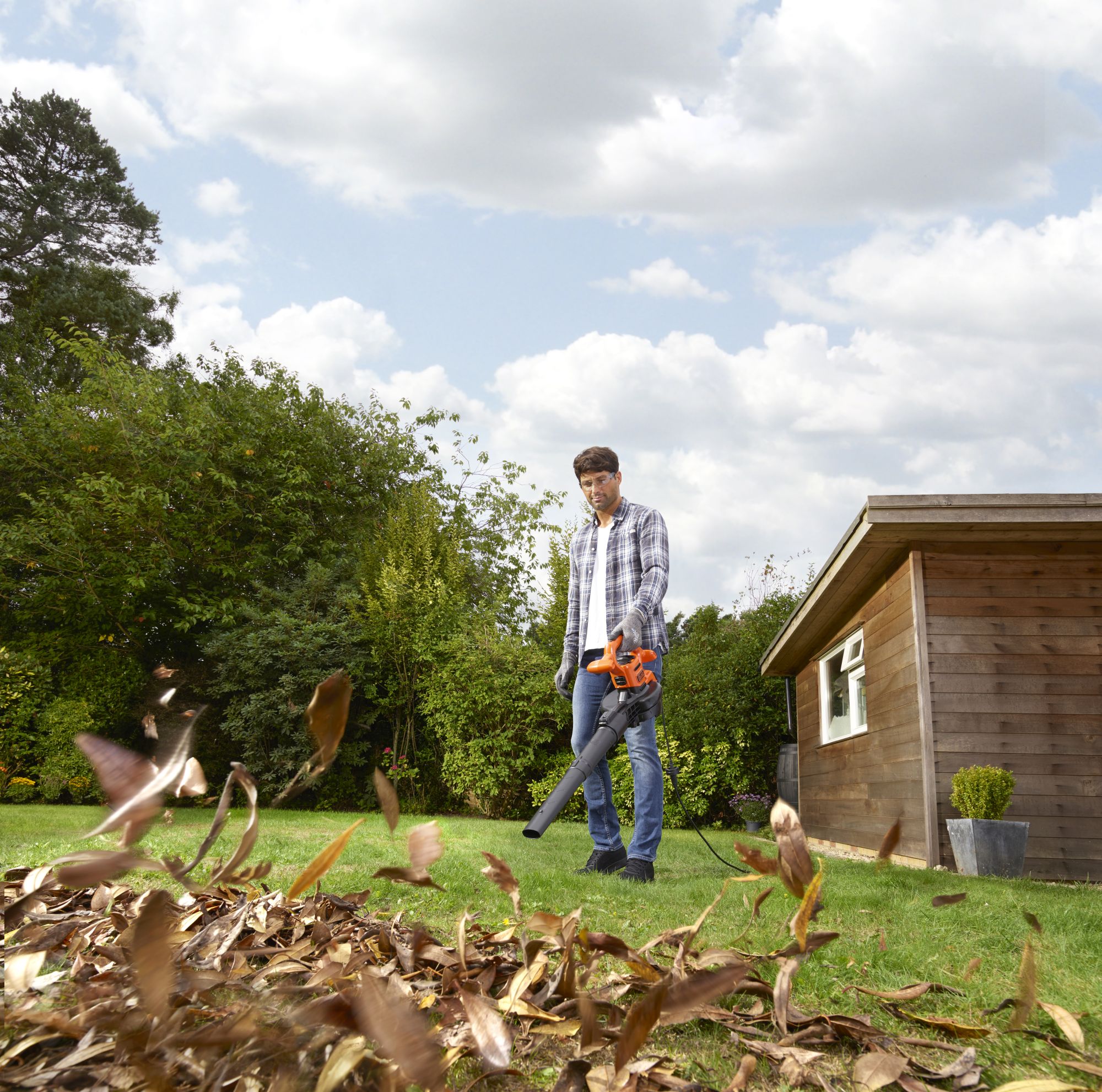 BEBLV260-QS - Aspirador-soplador-triturador 2600W