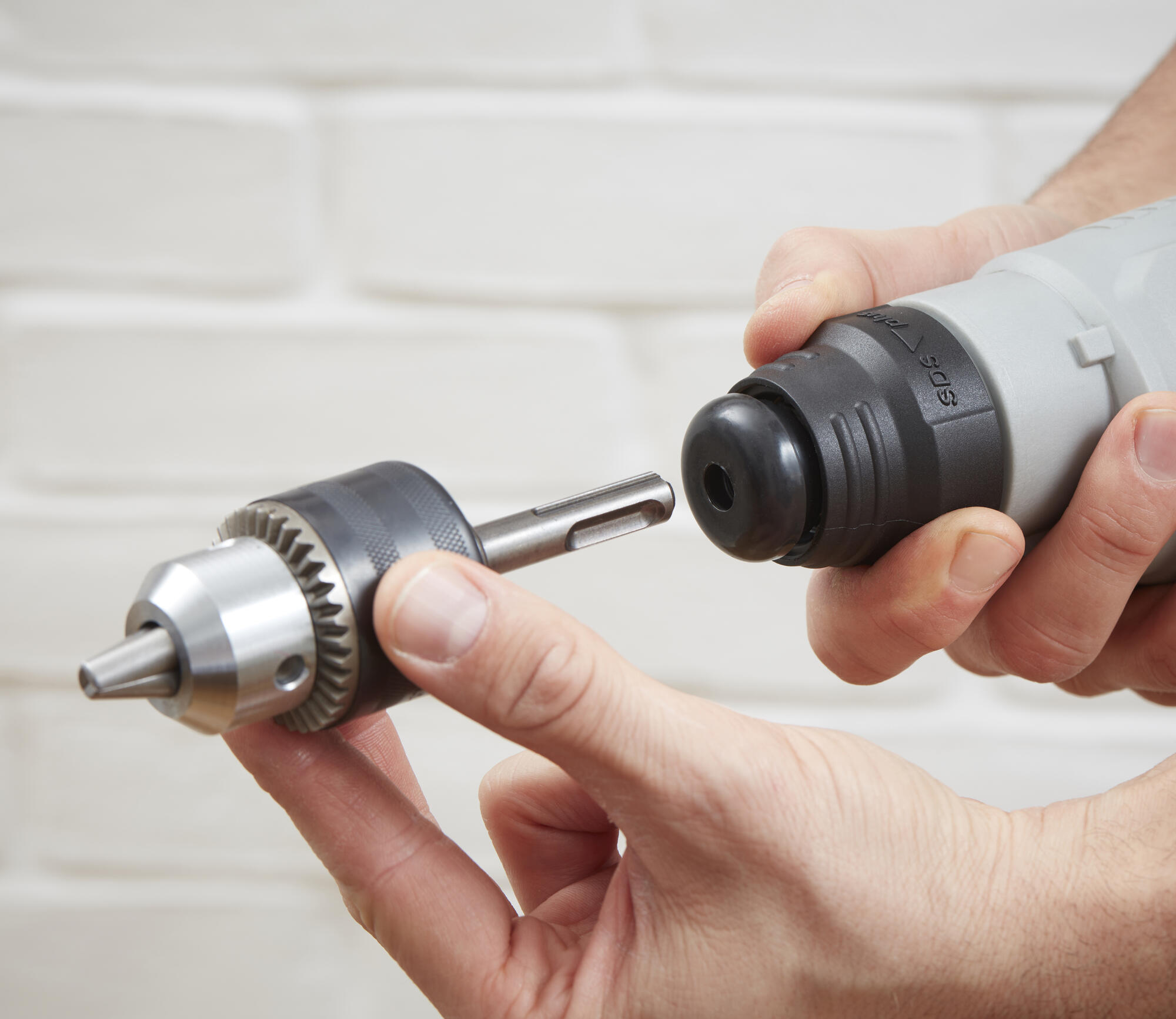 BEHS02K-QS - Martillo SDS-Plus 800W con maletín