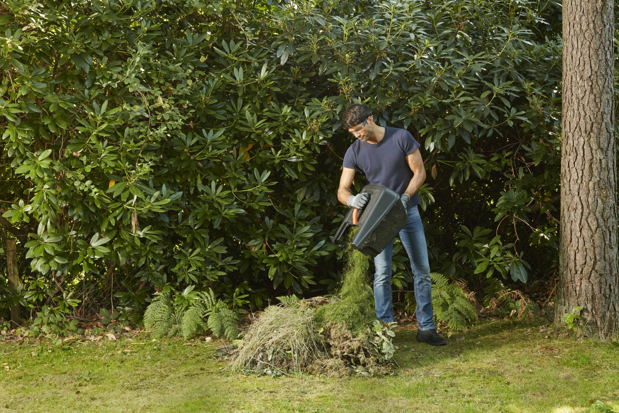 BEMW351-QS - Cortacésped 1000W 32cm