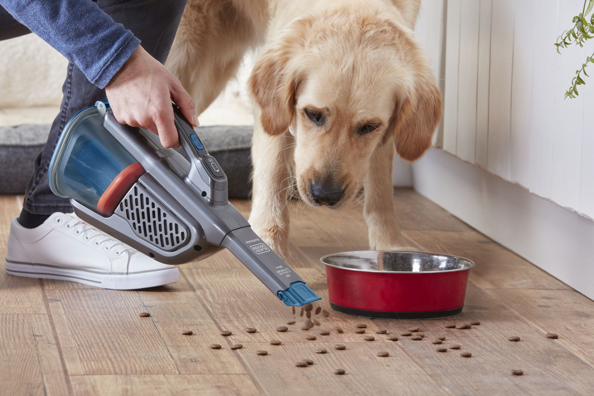 BHHV320J-QW - Aspirador de mano GEN 11. Potencia 12V y batería 2 Ah.