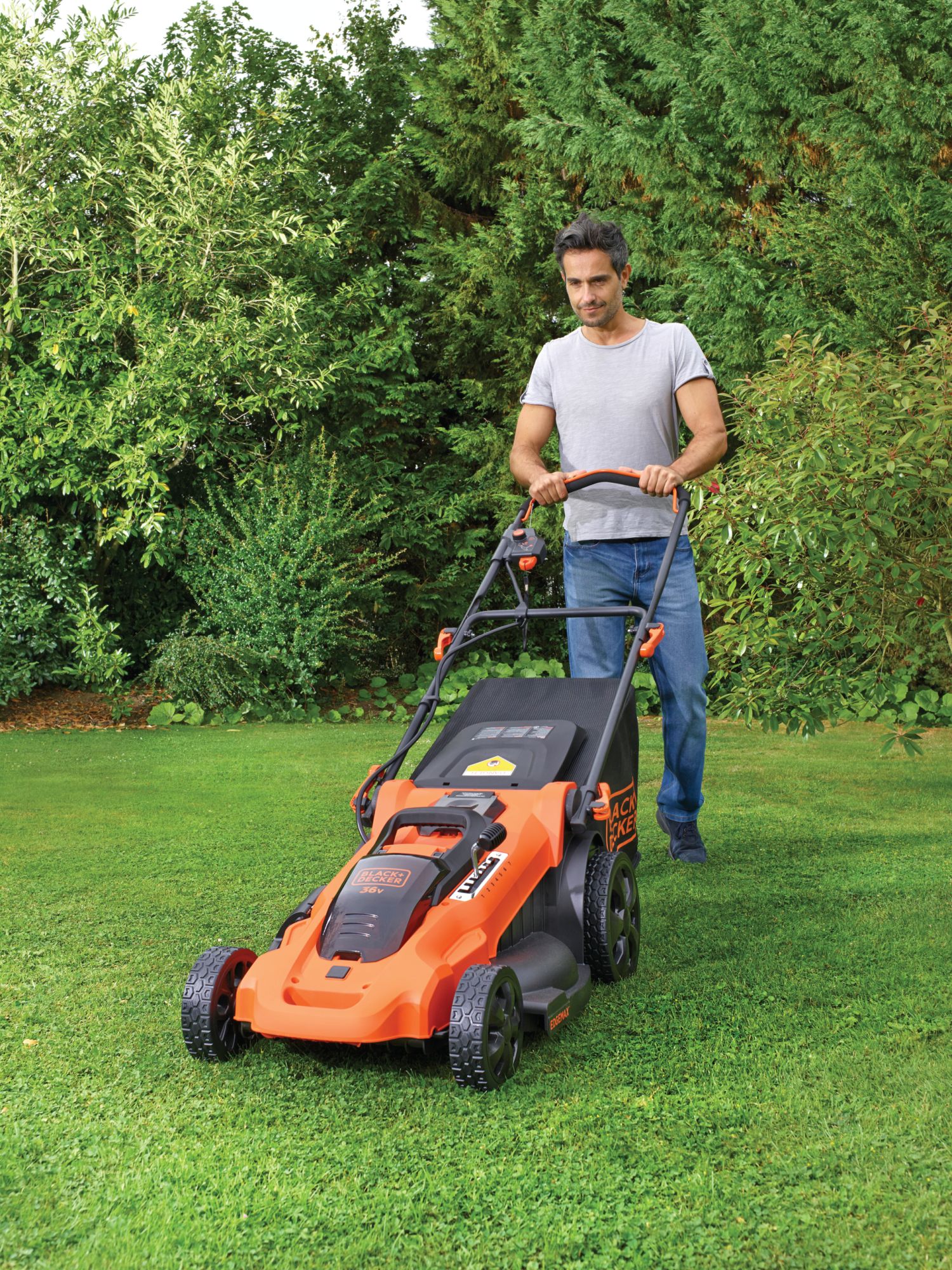 CLMA4820L2-QW - Cortacésped Autosense 36V 48cm con 2 baterías