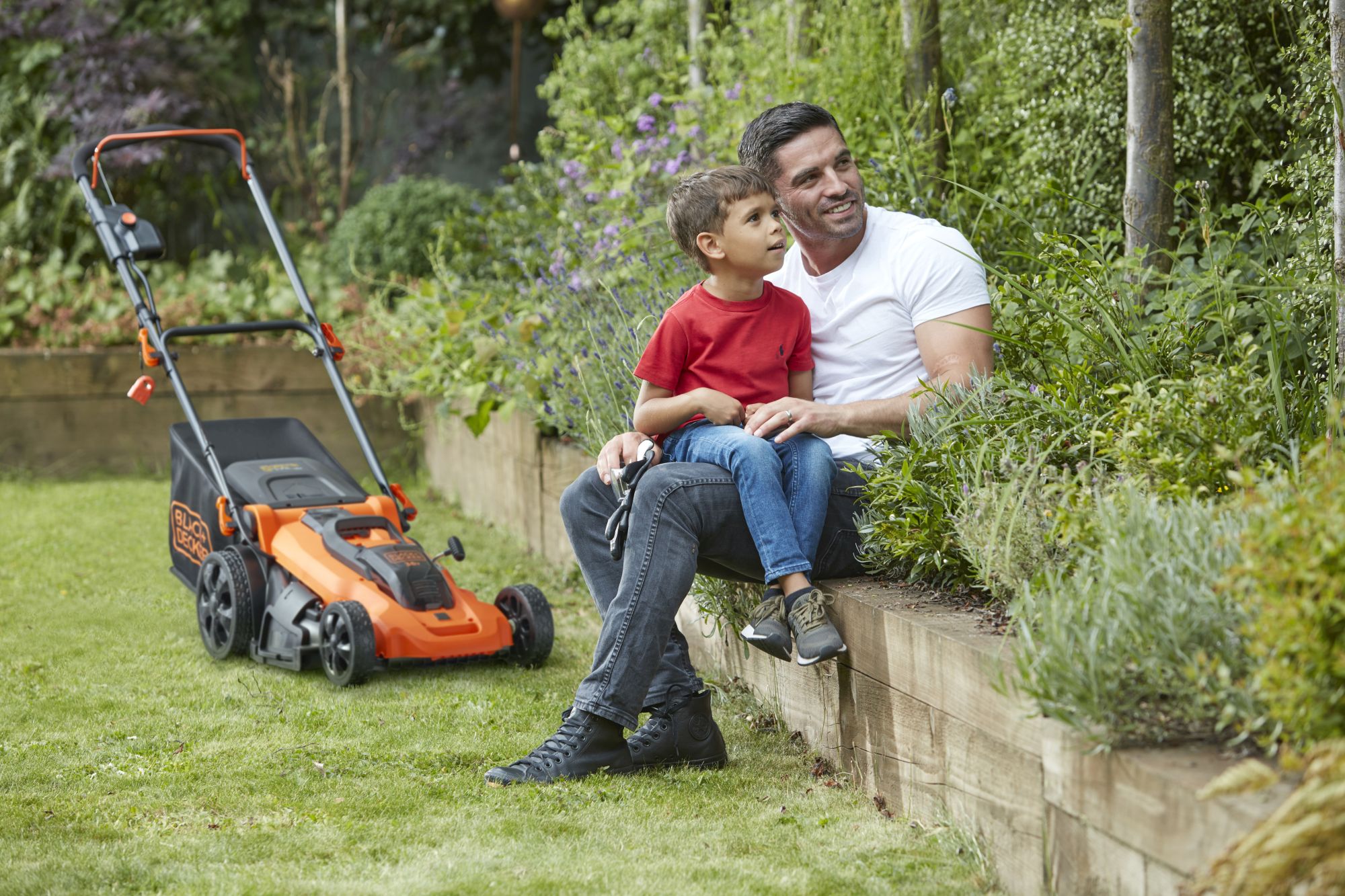 CLMA4820L2-QW - Cortacésped Autosense 36V 48cm con 2 baterías