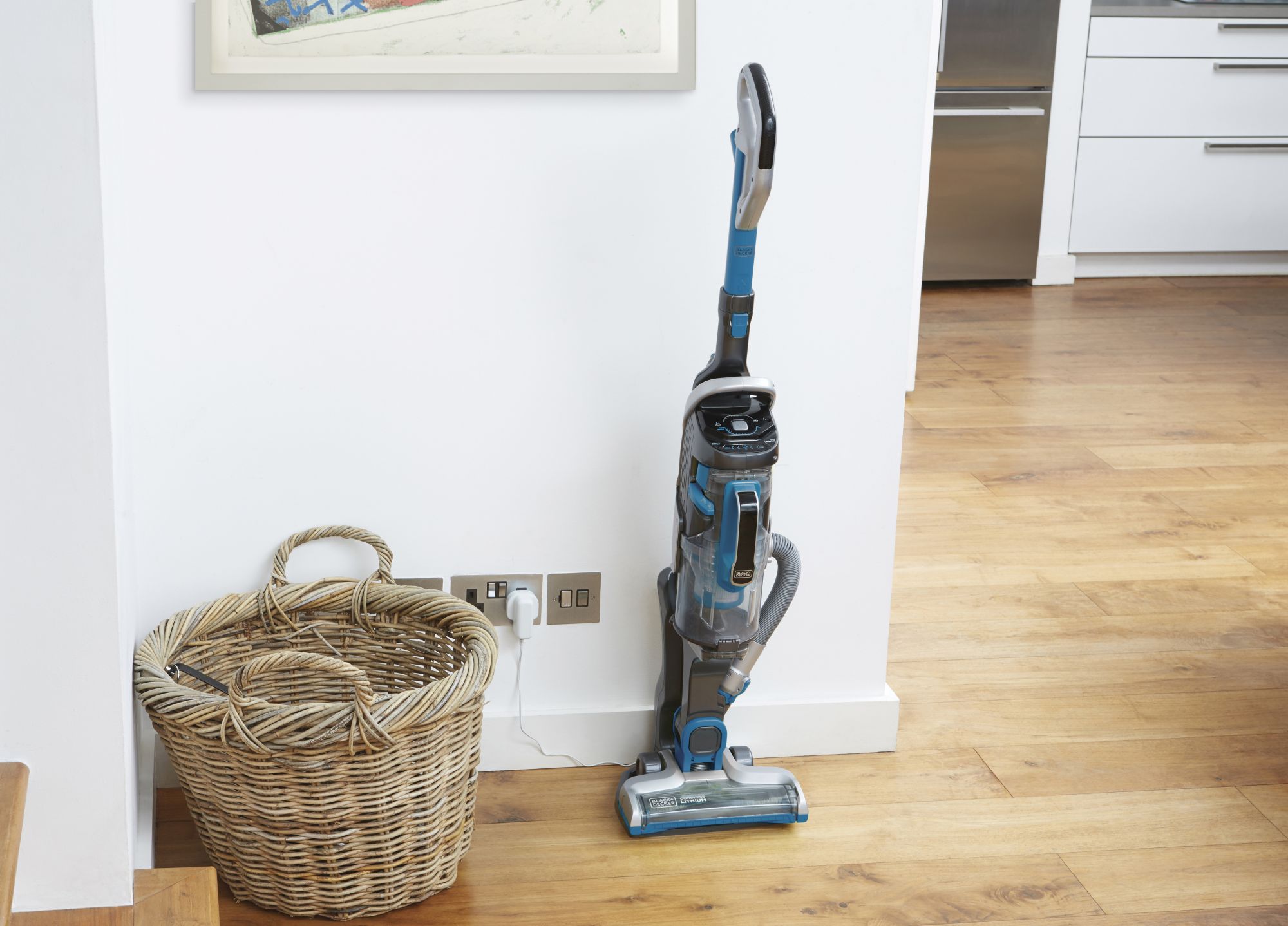 CUA525BH-QW - Aspirador de escoba 2 en 1 Multipower 45 Wh (18V x 2.5Ah)