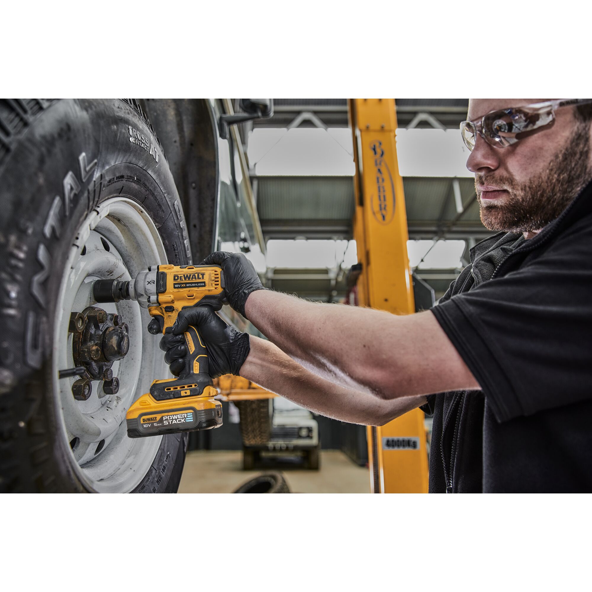 DCF891H2T-QW Llave Impacto sin escobillas XR 18V 1/2