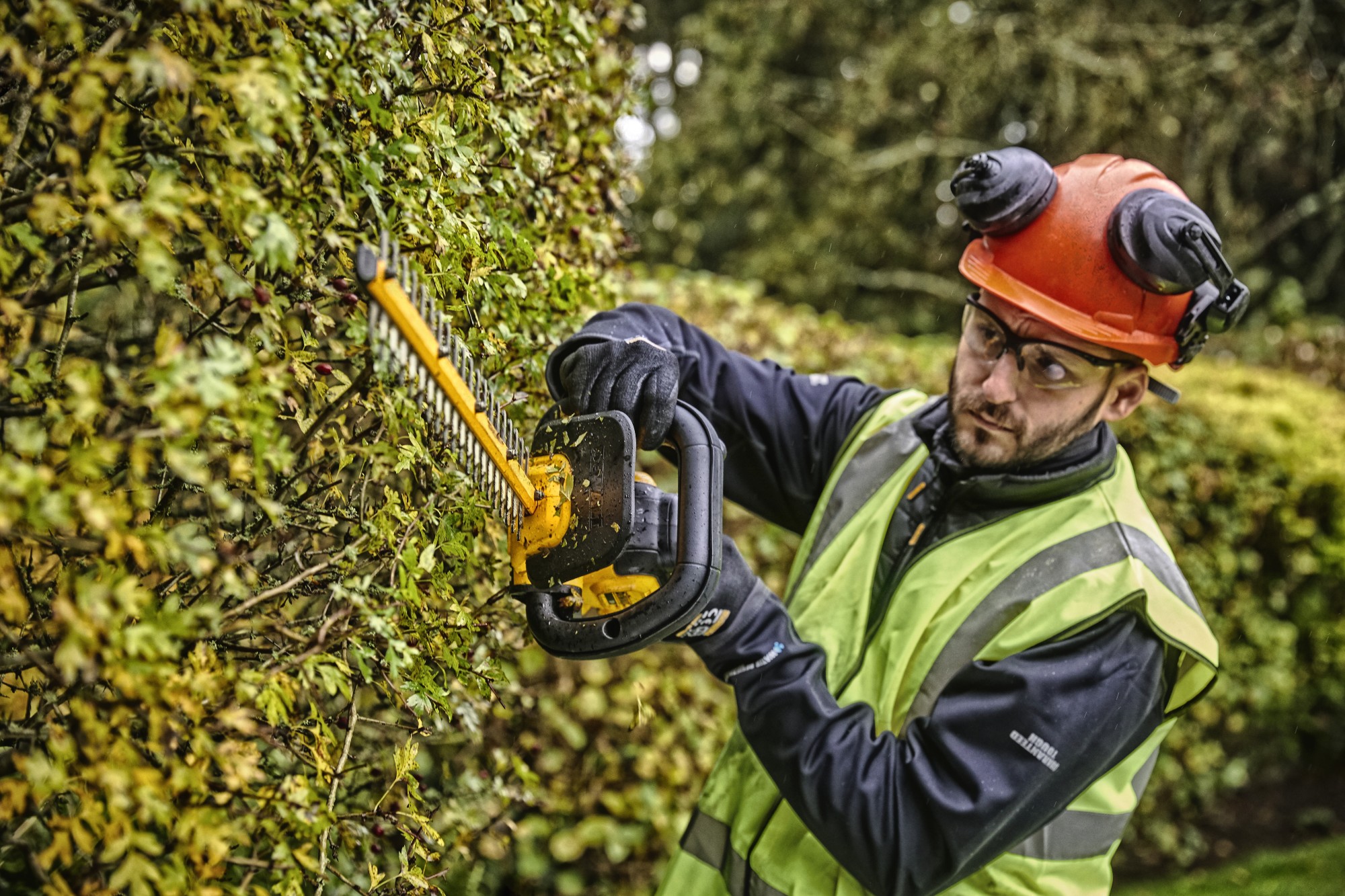 DCMHT563P1-QW - Corta setos DEWALT XR 18V 5Ah 55cm