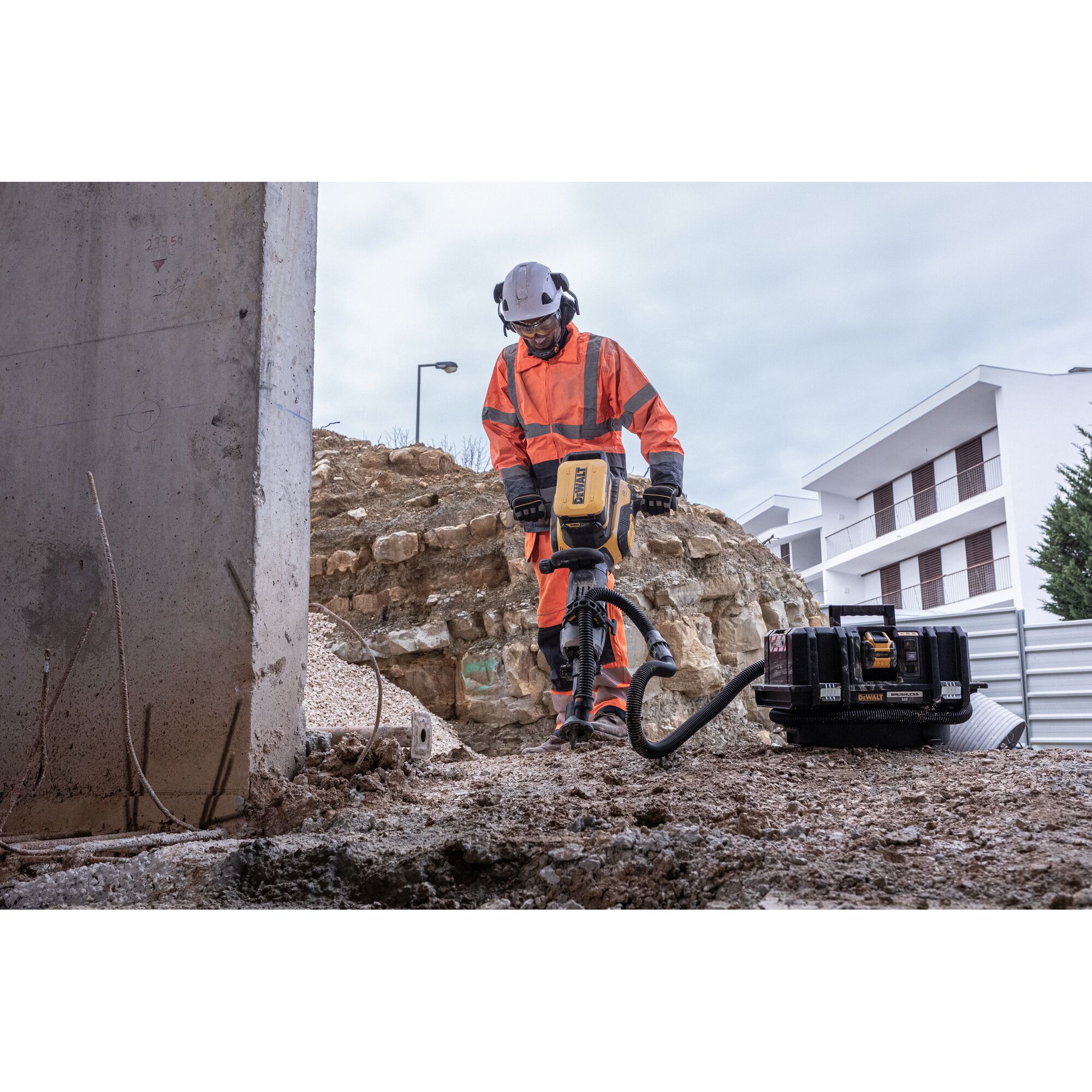 DCPS966N-XJ - Martillo Demoledor sin escobillas POWERSHIFT 15kg 41J 28mm HEX AVC sin cargador/batería