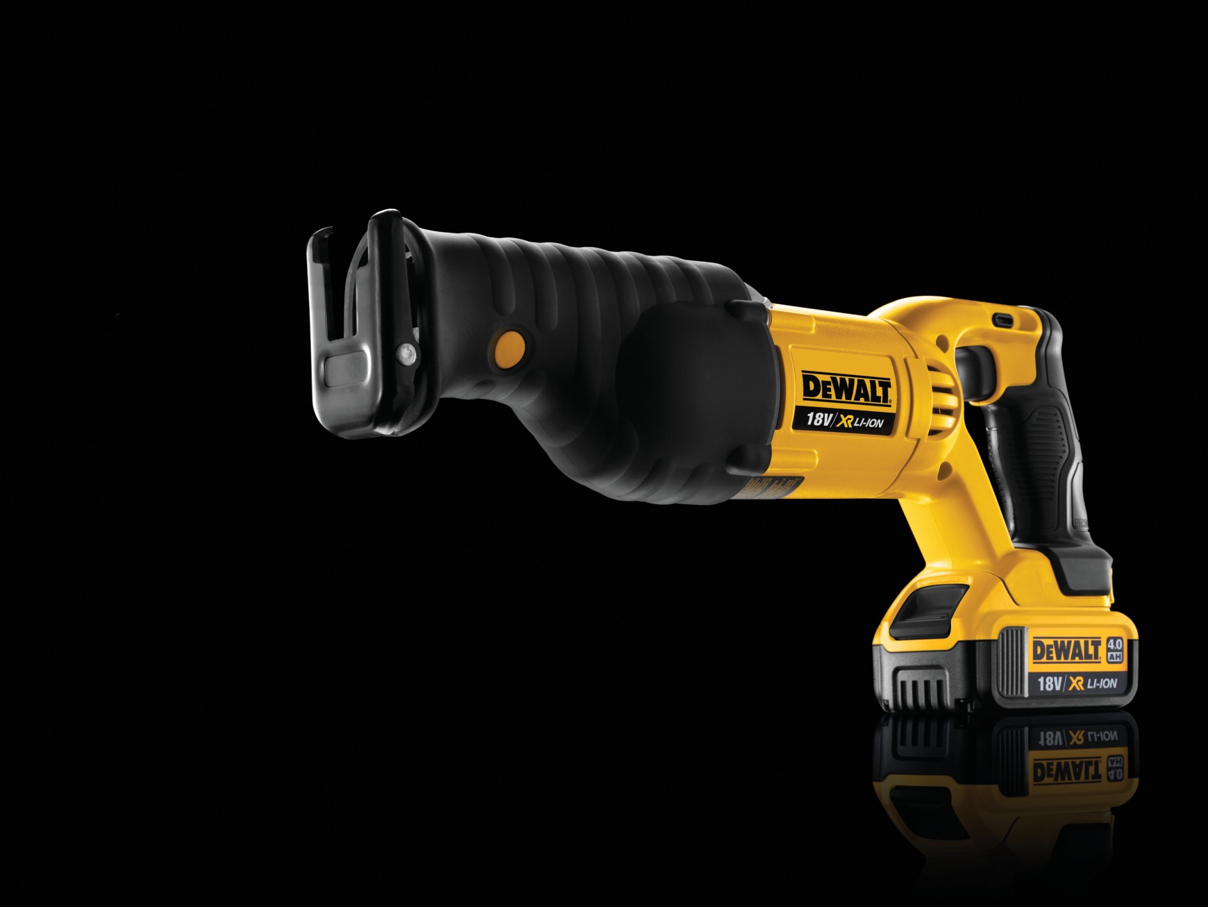 DCS380M2-QW - Sierra Sable XR 18V