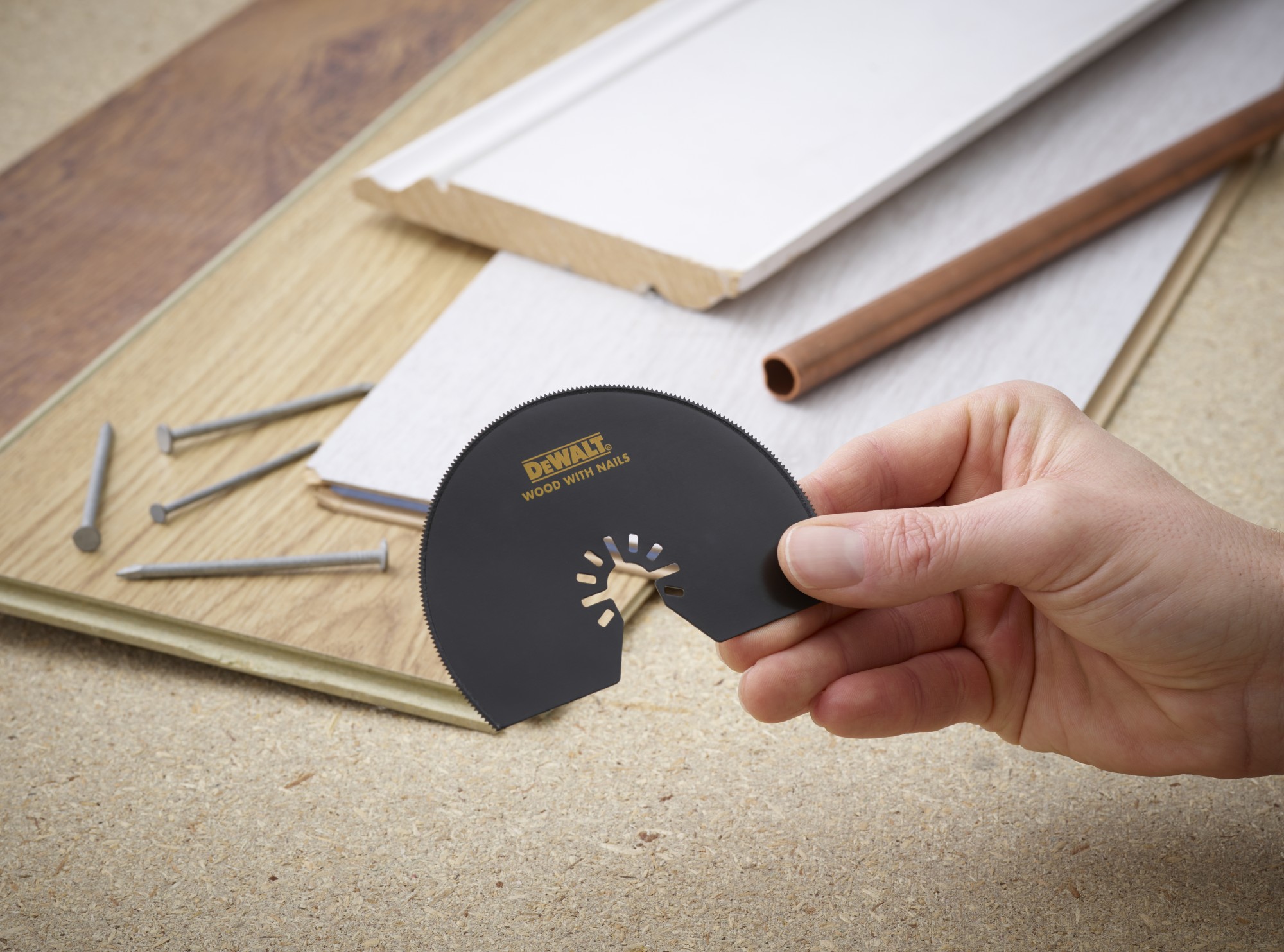 DT20708-QZ - Hoja de sierra segmentada para multi-herramienta