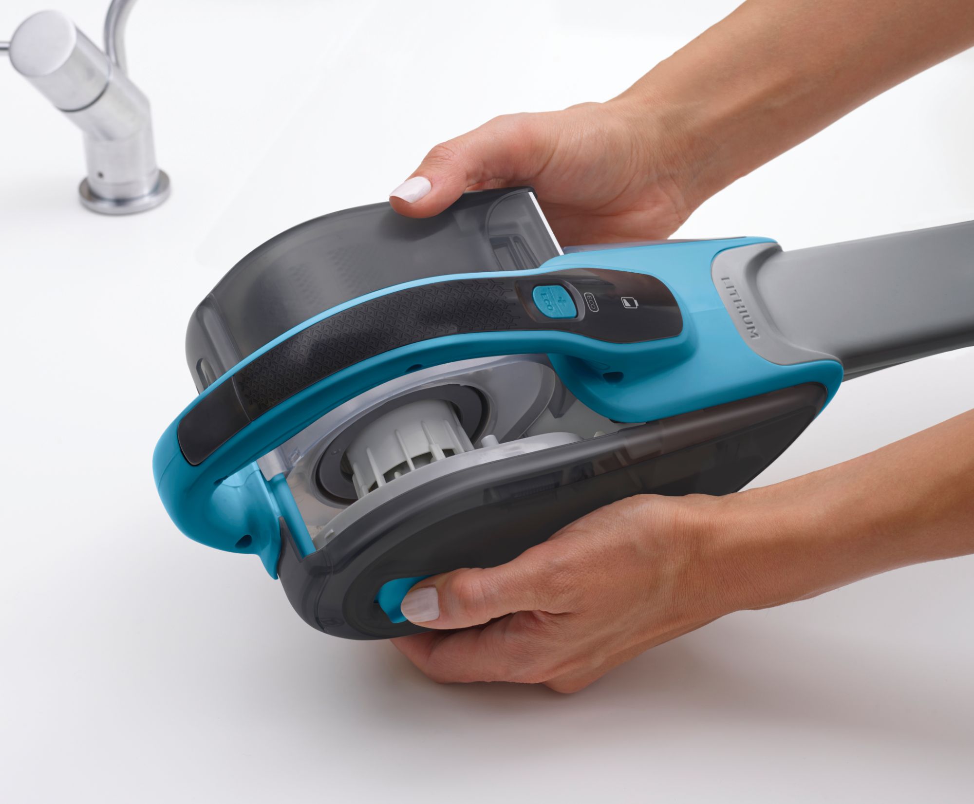 DVJ320J-QW - Aspirador de MaNo Dustbuster Litio 21.6Wh 10,8V con Acción Ciclónica