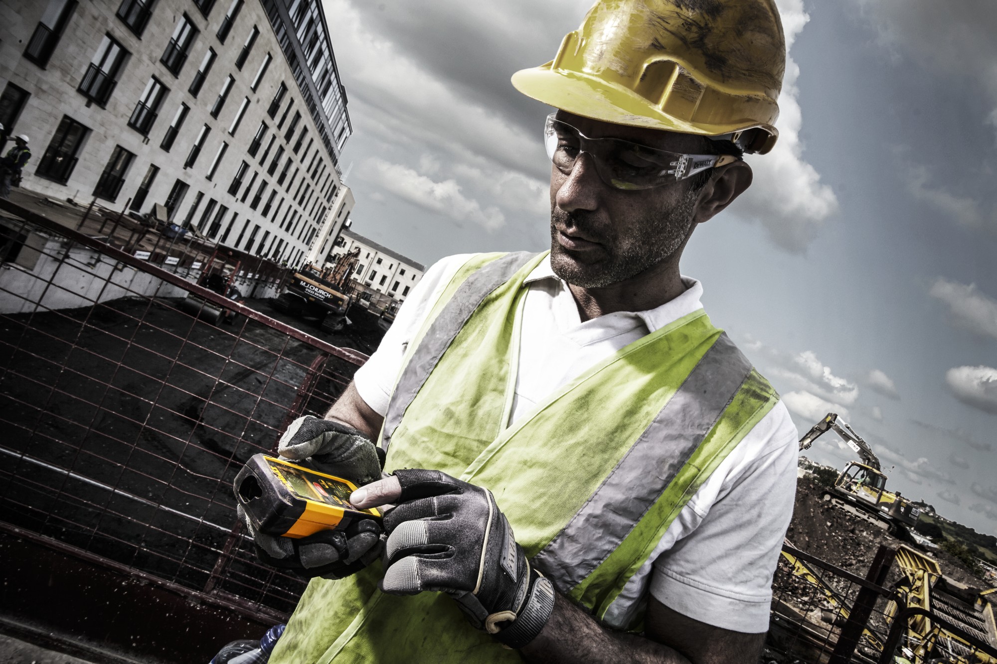 DW03050-XJ - Medidor láser