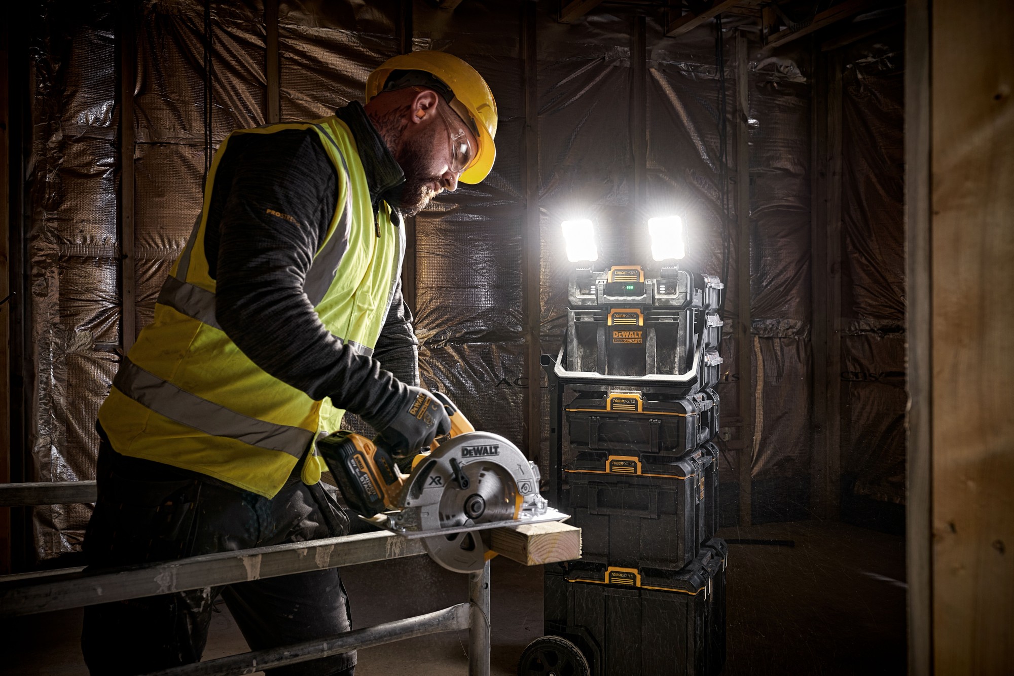 DWST08061-1 - Caja con luz TOUGHSYSTEM 2.0