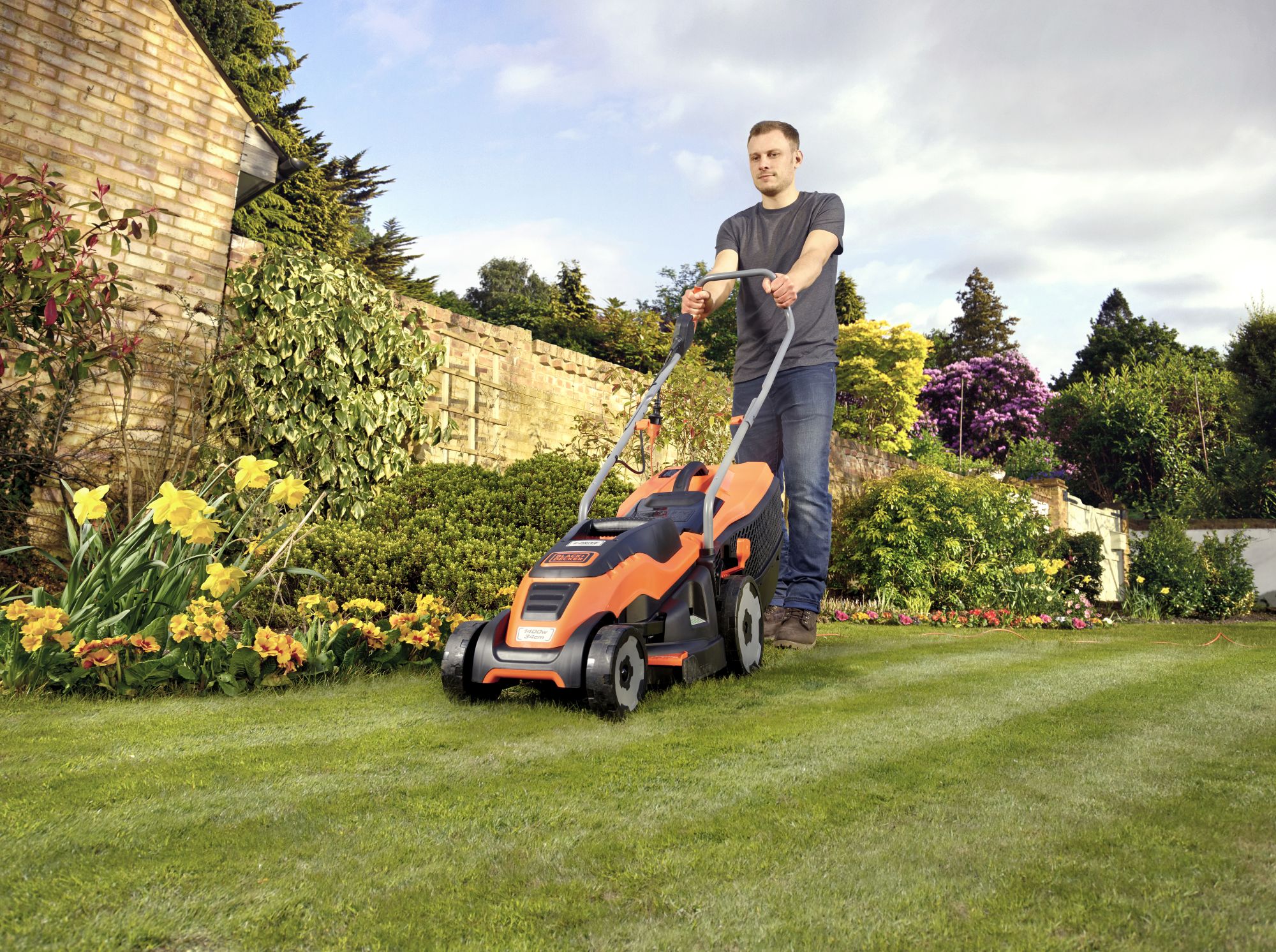 EMAX34I-QS - Cortacésped Potencia 1400W 34cm EMAX34I