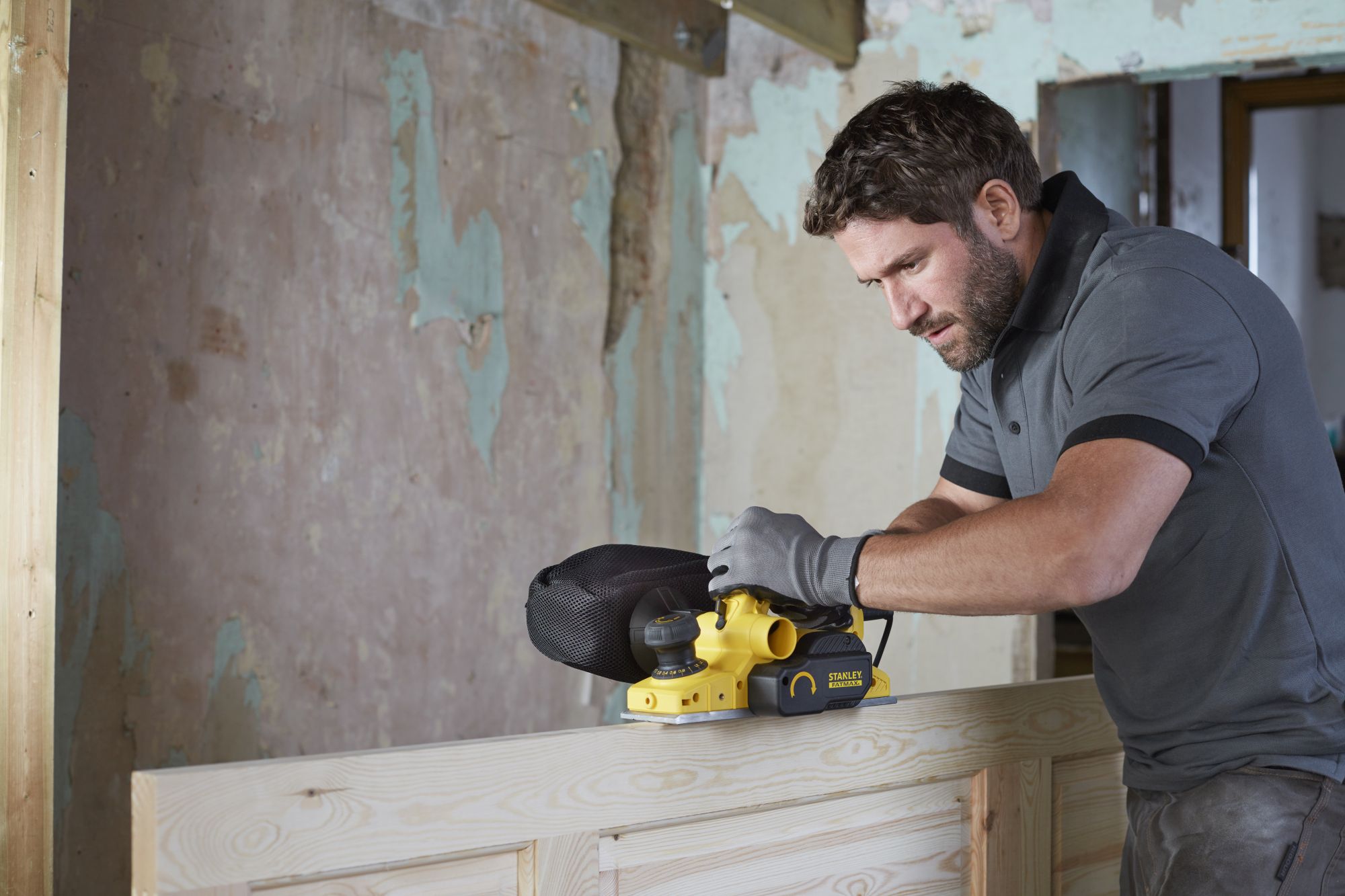 Cepillo eléctrico 750W (FME630K)