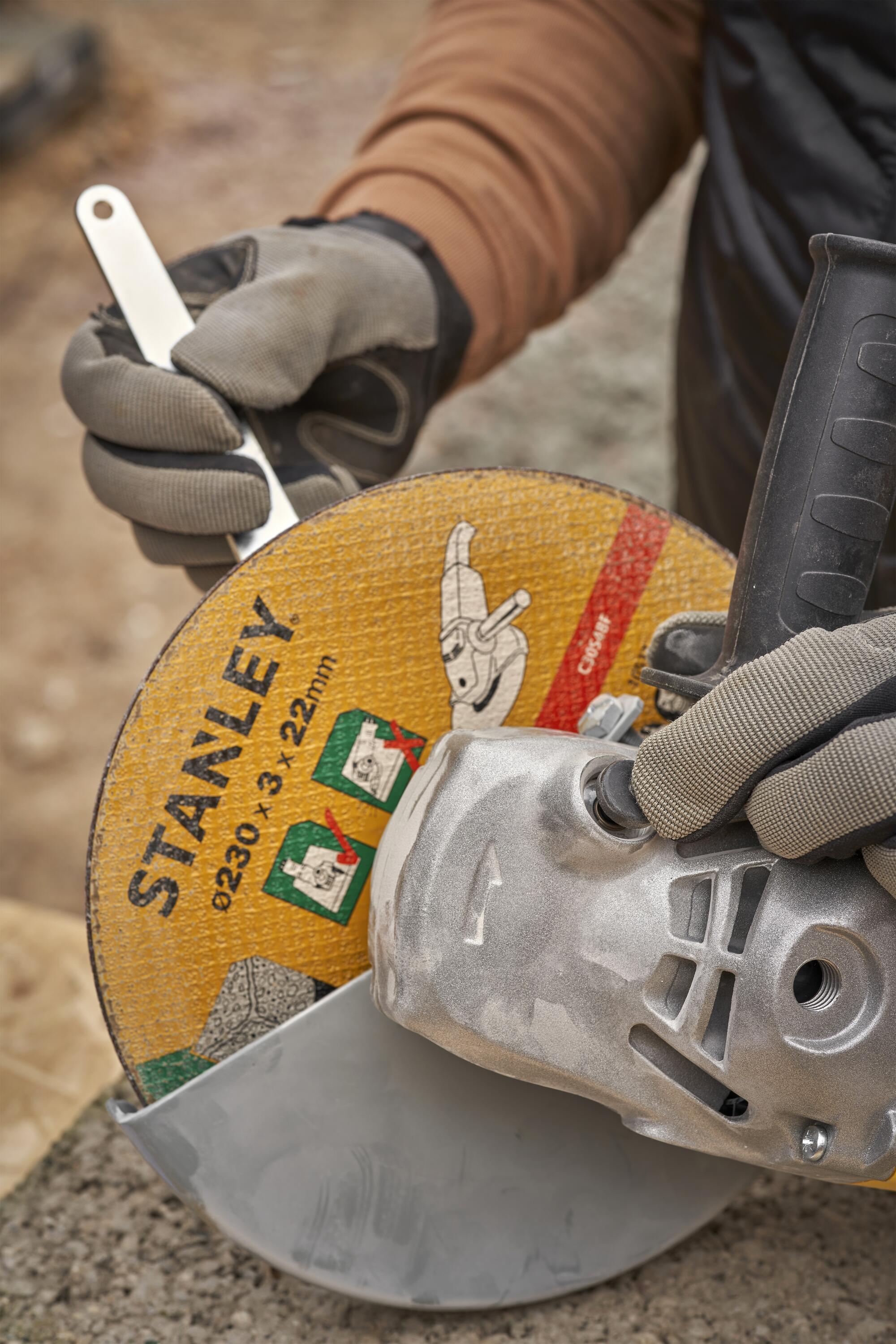 Amoladora 2.000W 230mm