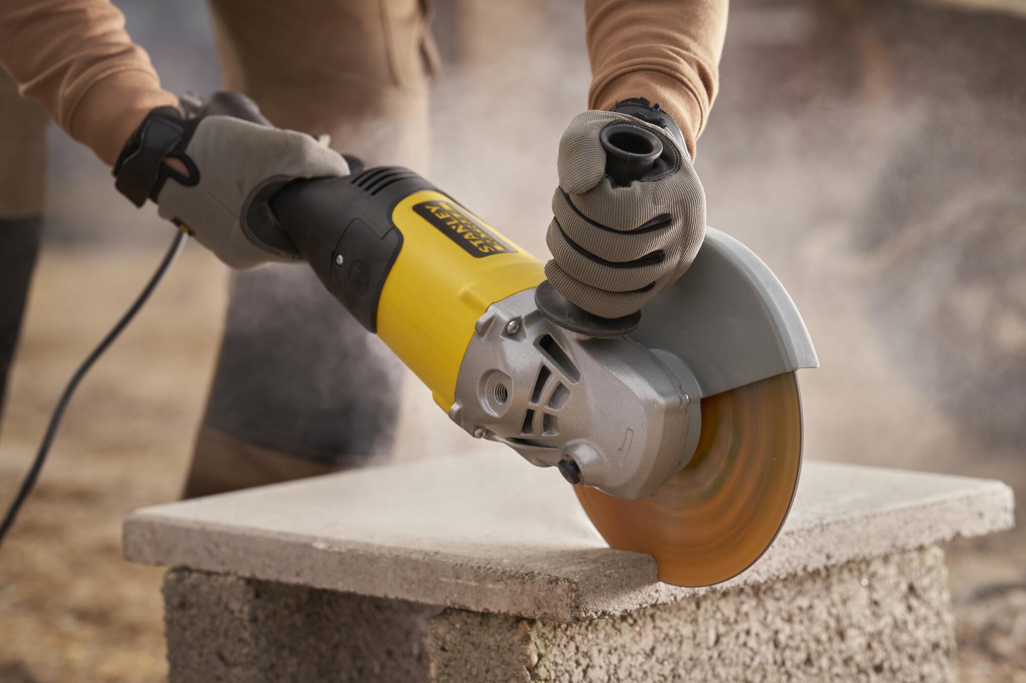 Amoladora 2.000W 230mm