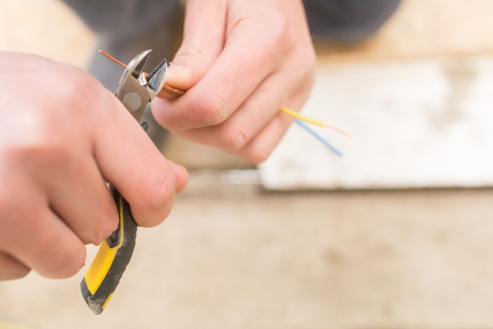 Mini-alicate de corte diagonal FATMAX®