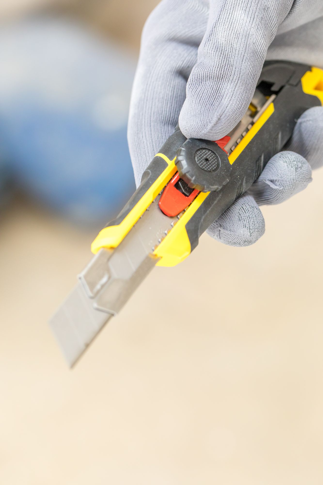 Cúter FATMAX® 18mm con rueda de bloqueo