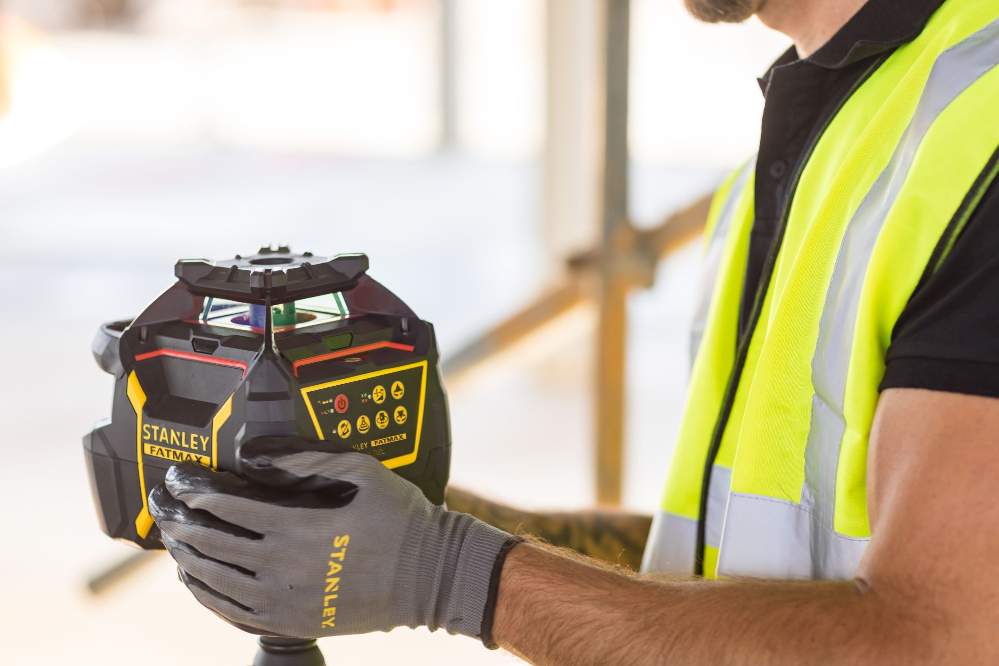 Nivel láser rotativo 600m - Rojo - Batería de litio recargable