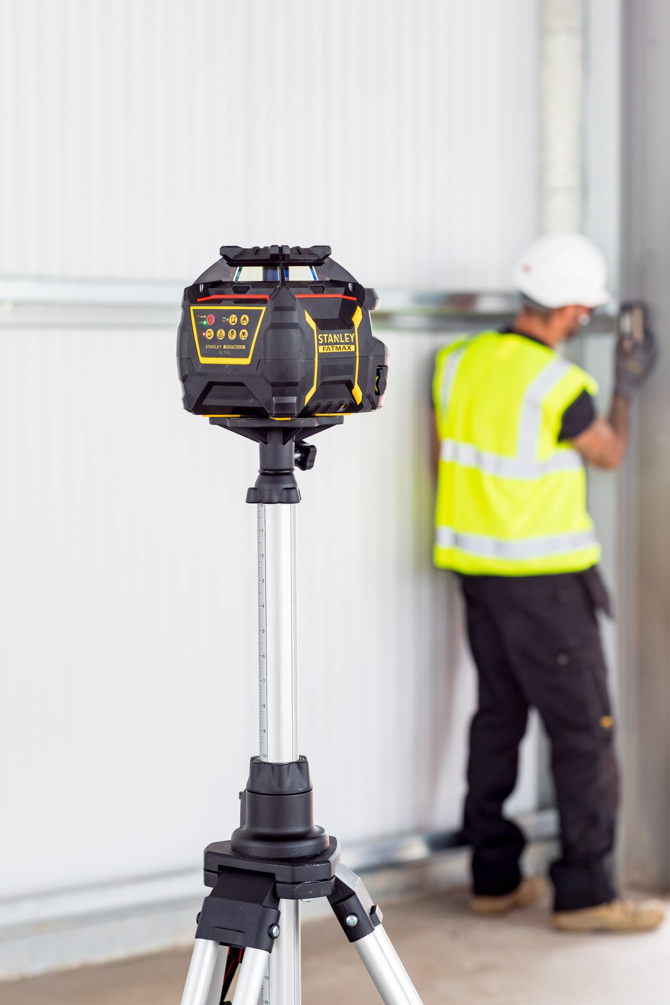 Nivel láser rotativo 600m - Rojo - Batería de litio recargable