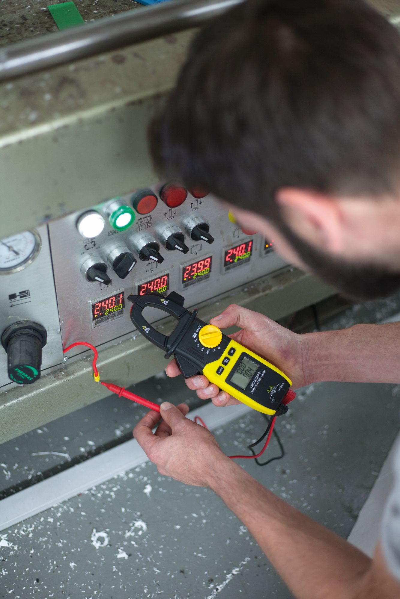 Multímetro digital de pinza - Smart