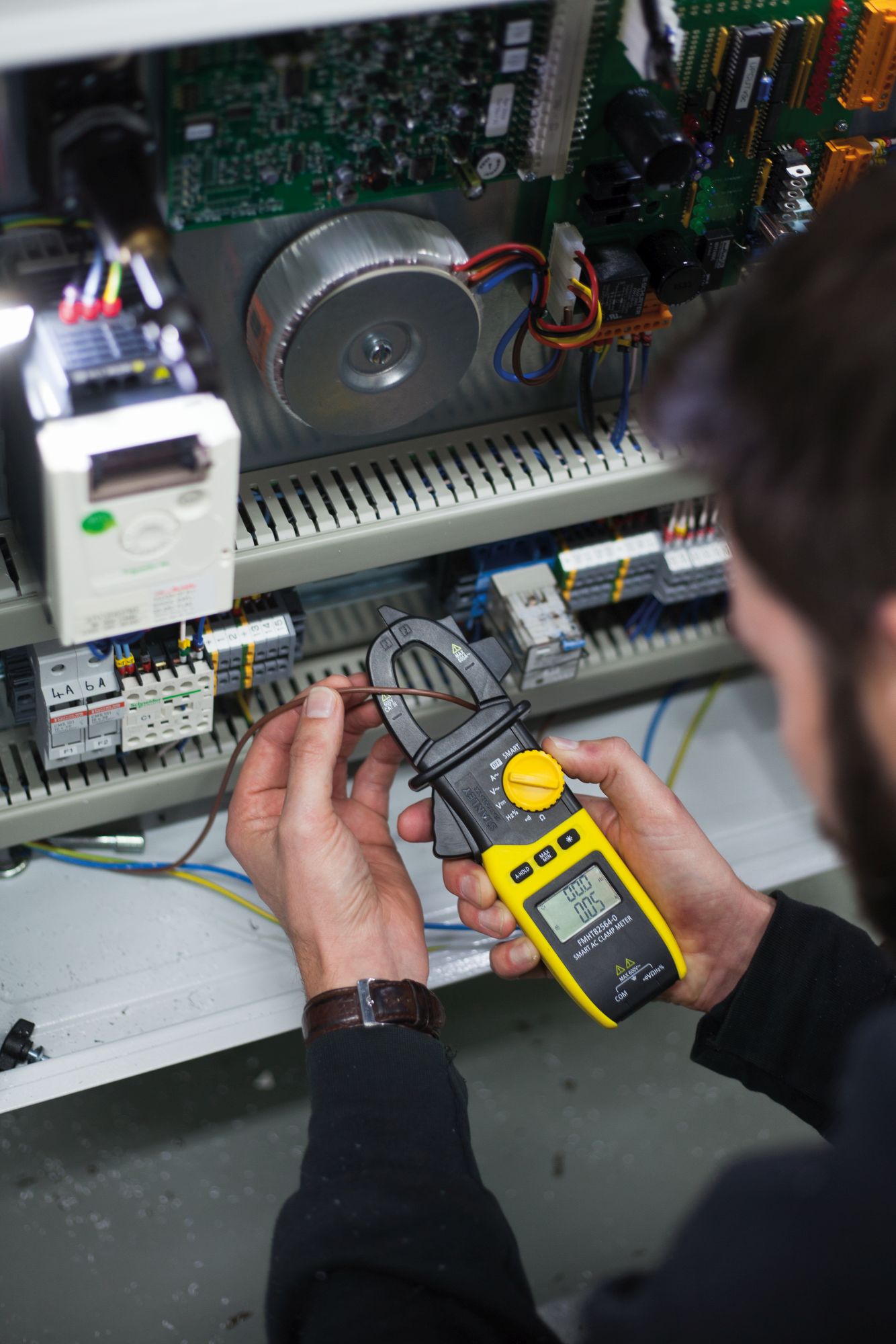 Multímetro digital de pinza - Smart