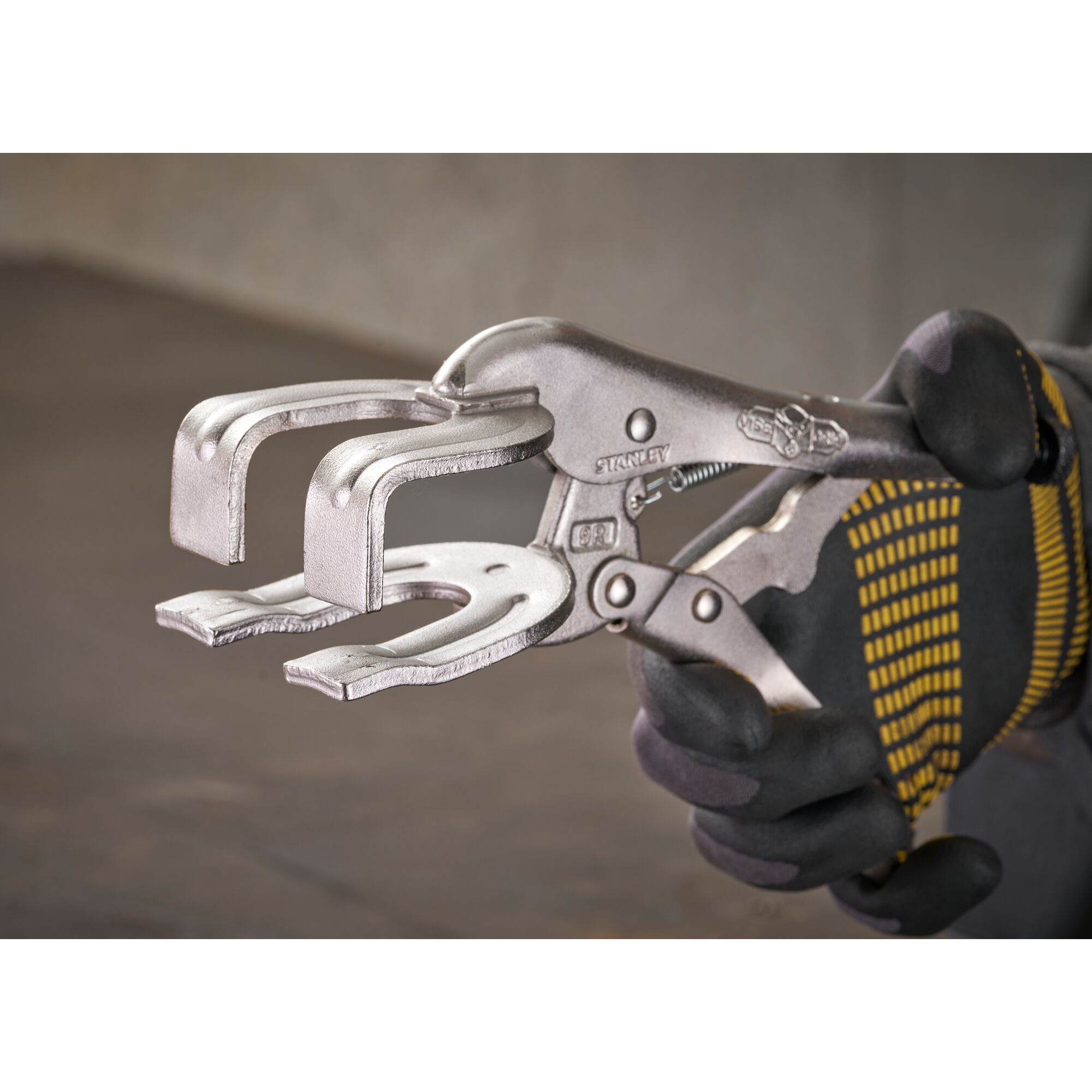 Mordaza de Presión para Soldadura STANLEY® 250mm / 10