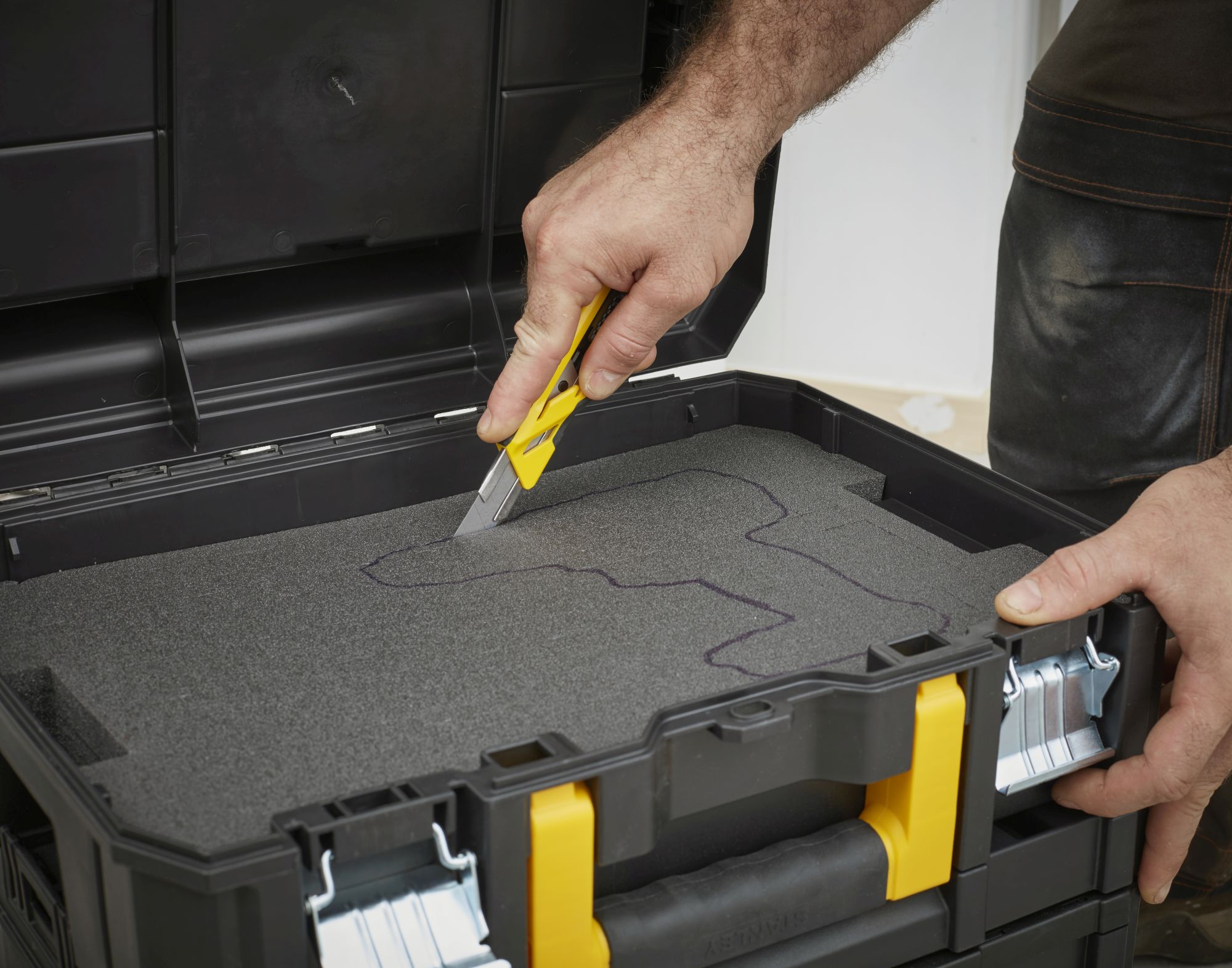 Maleta con asa de aluminio PRO-STACK FatMax