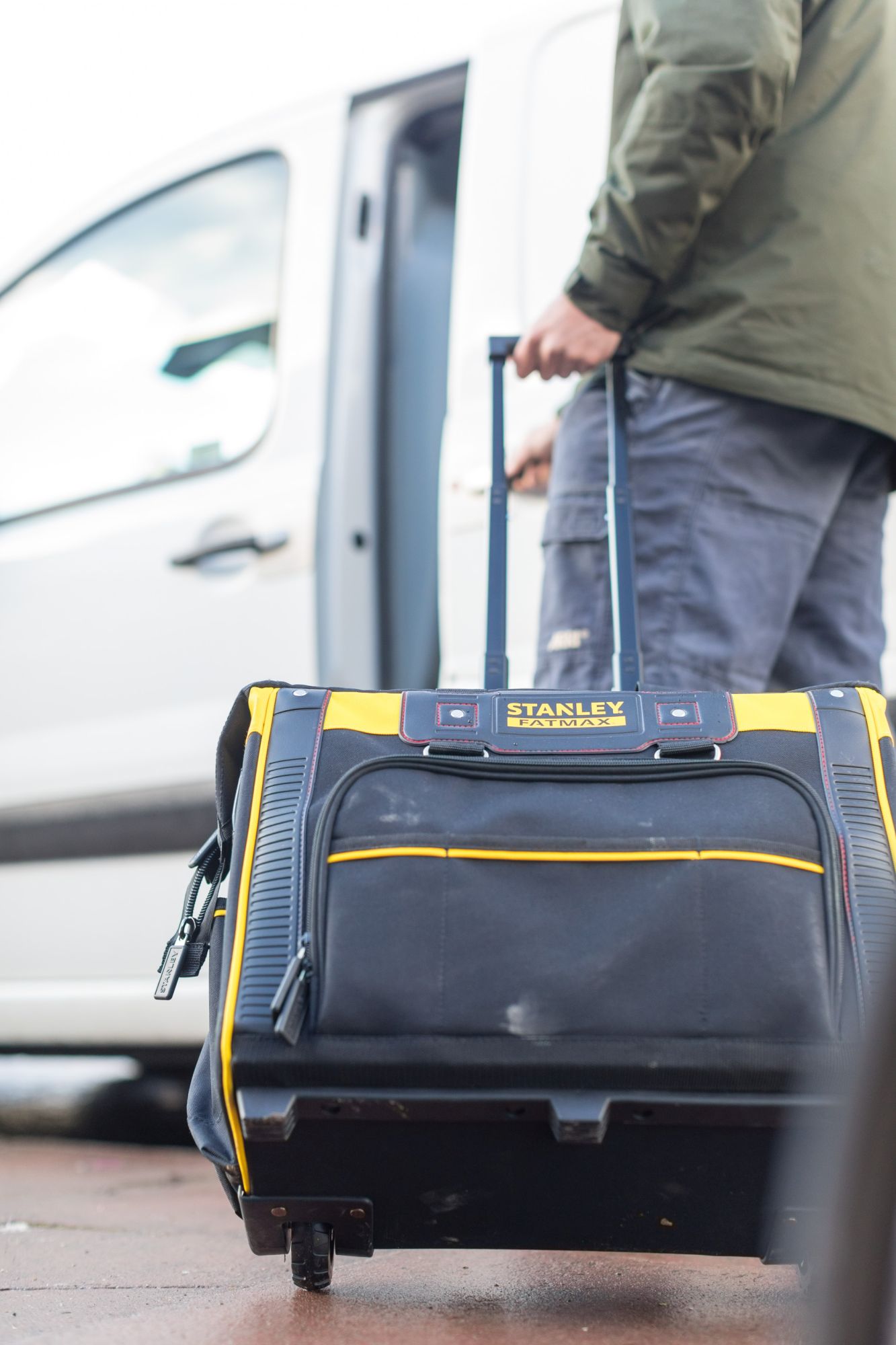 Bolsa rígida con ruedas FatMax