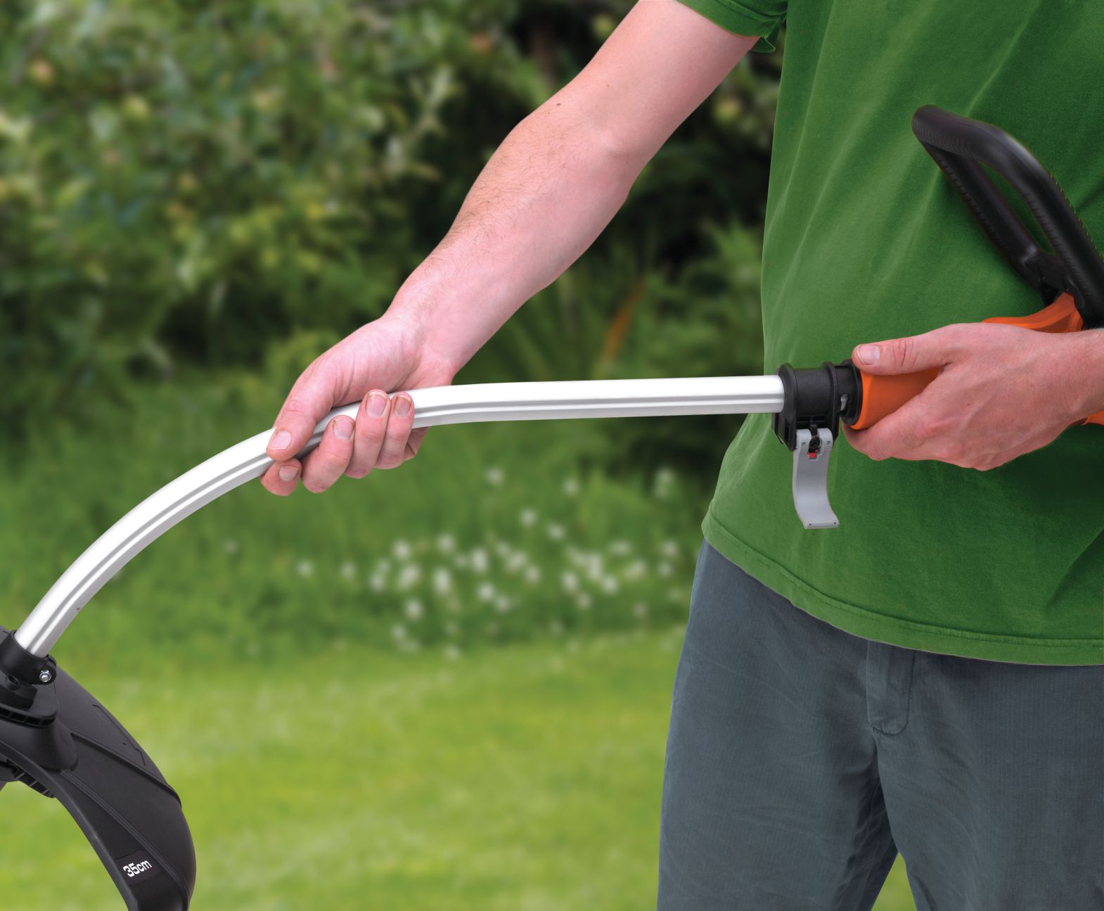 GL9035-QS - Cortabordes 900W 35cm