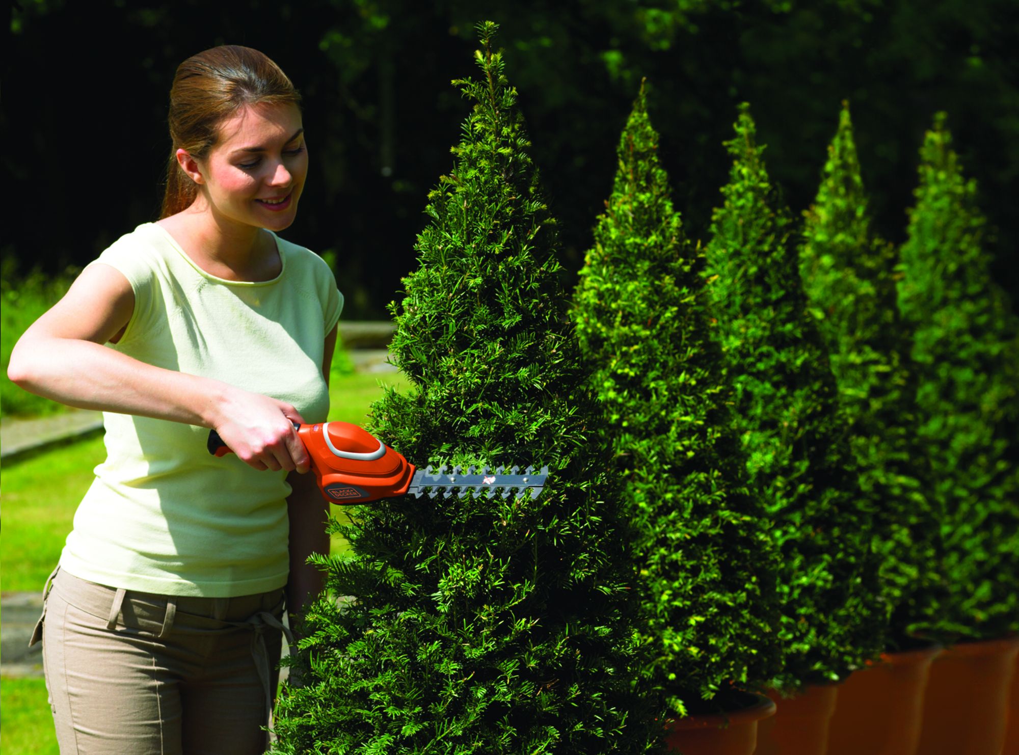 GSL700-QW - Combo Kit tijera cortacesped + arreglasetos 7.2V 1,5Ah