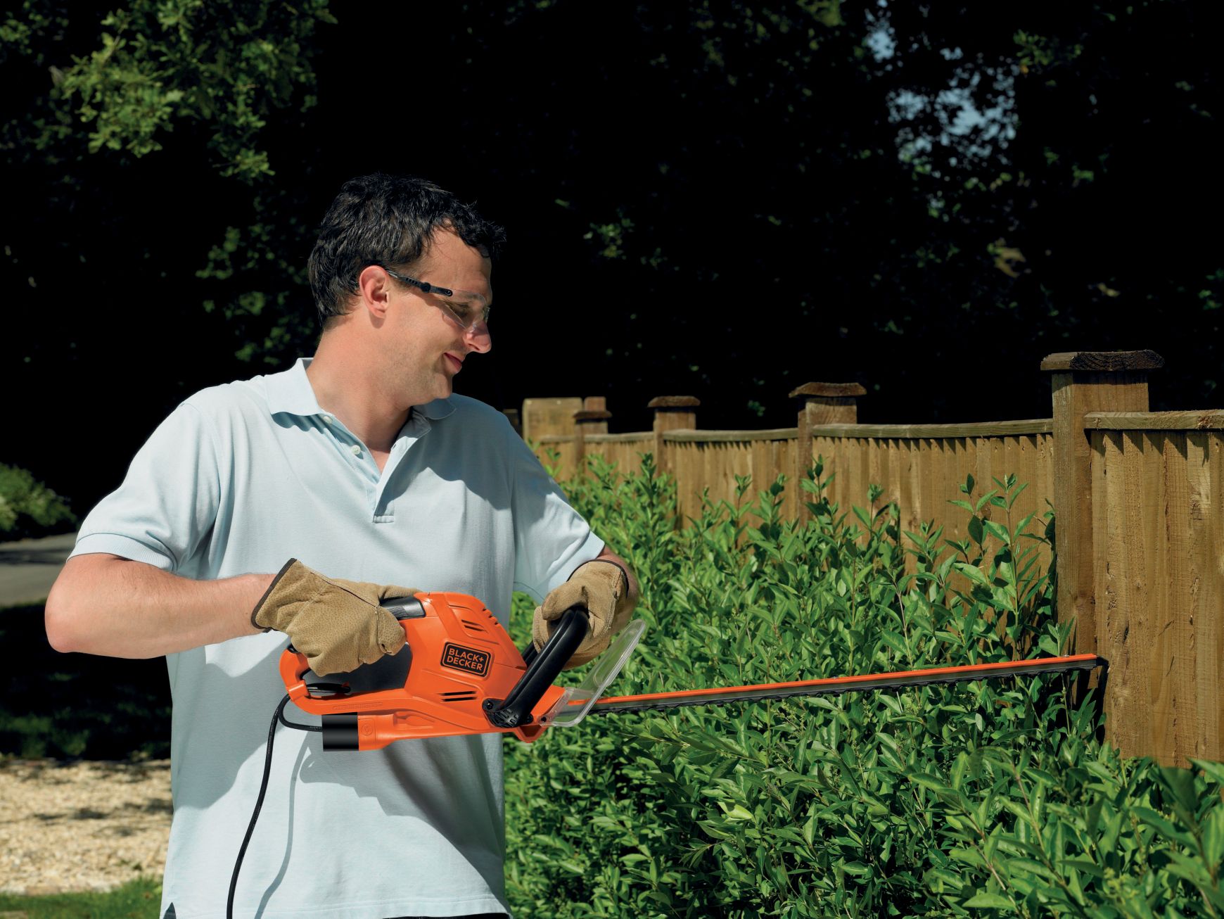 GT5560-QS - Cortasetos 550W 60cm