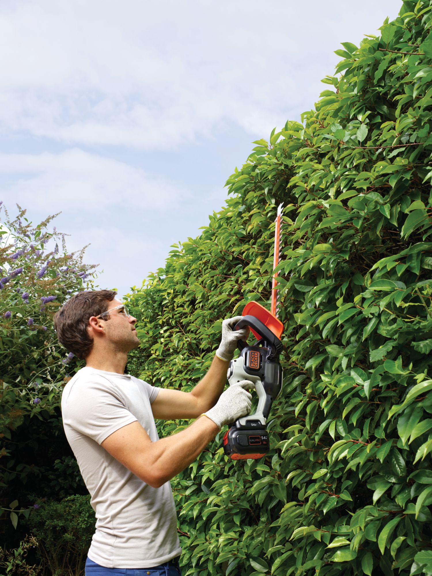 GTC5455PCB-XJ - Cortasetos Dual Volt 60cm 19mm PowerCommand CUT SIN batería