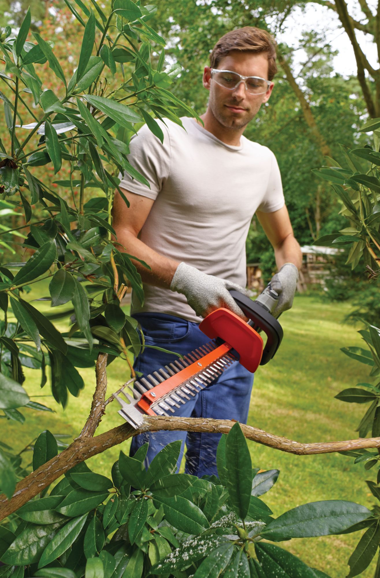 GTC5455PCB-XJ - Cortasetos Dual Volt 60cm 19mm PowerCommand CUT SIN batería