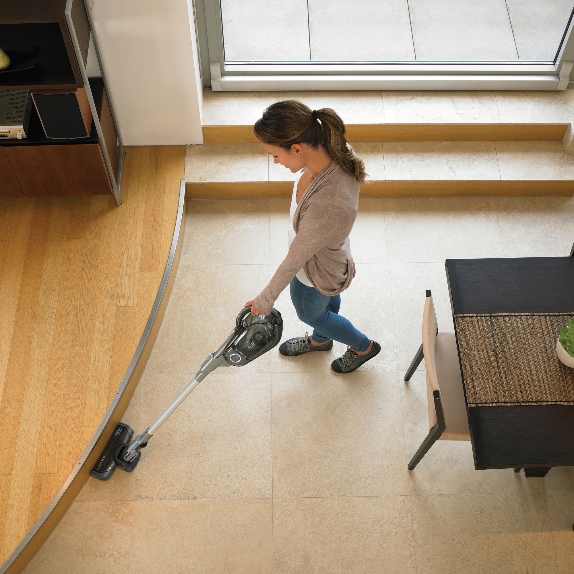 HVFE2150LB-QW - Aspirador de escoba 2 en 1 con tecoNología Ora