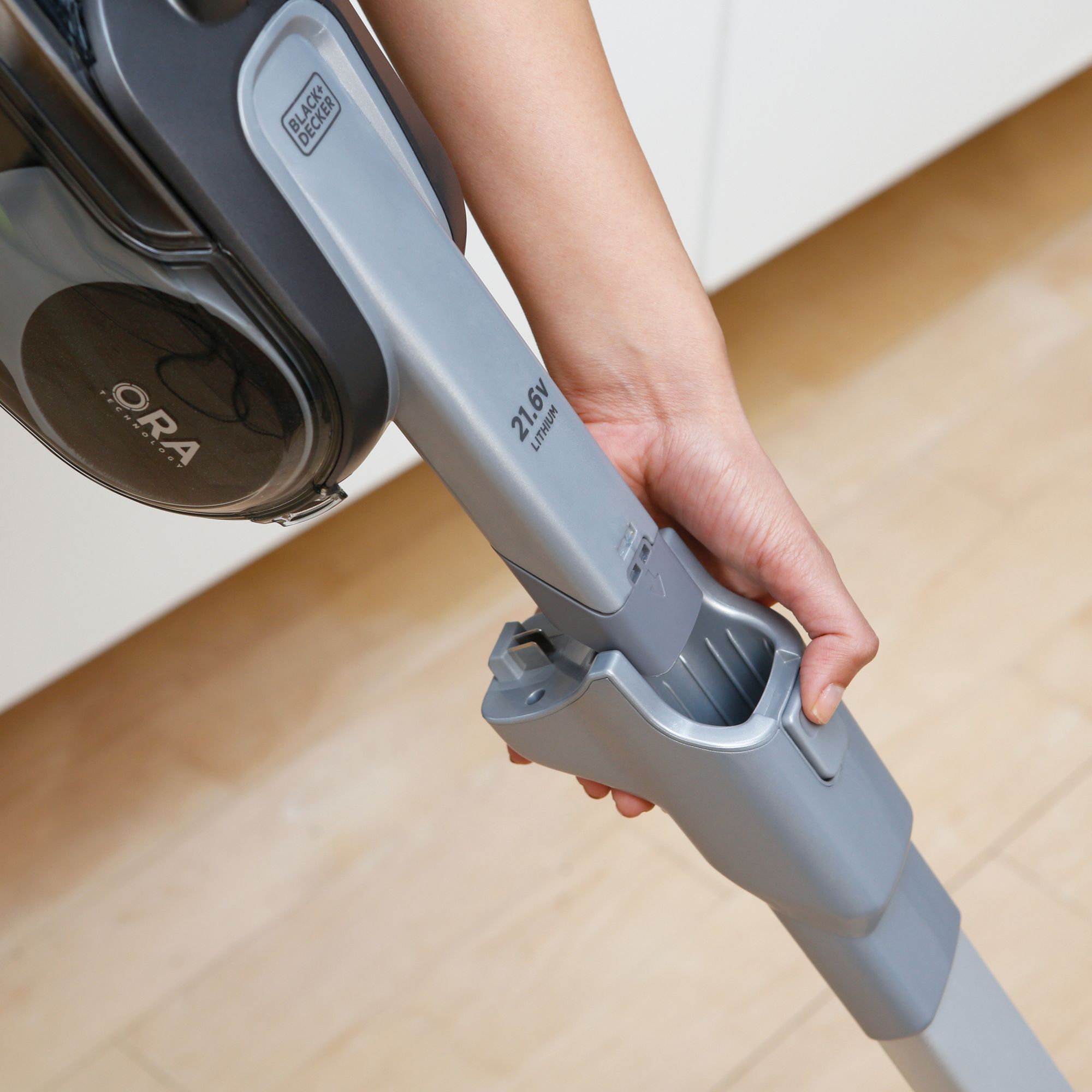 HVFE2150LB-QW - Aspirador de escoba 2 en 1 con tecoNología Ora