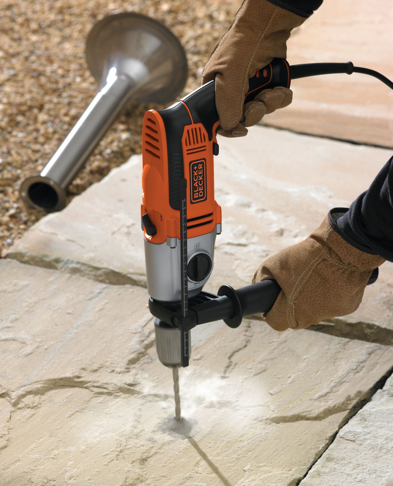 KR1102K-QS - Taladro percutor 1100W con 2 velocidades mecánicas