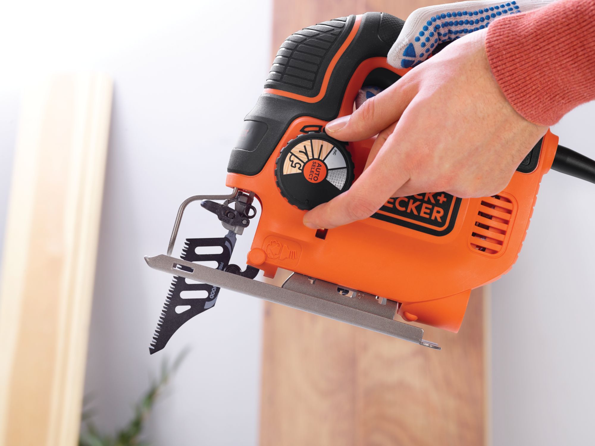 KS901SEK-QS - Sierra de calar 620W AutoSelect®