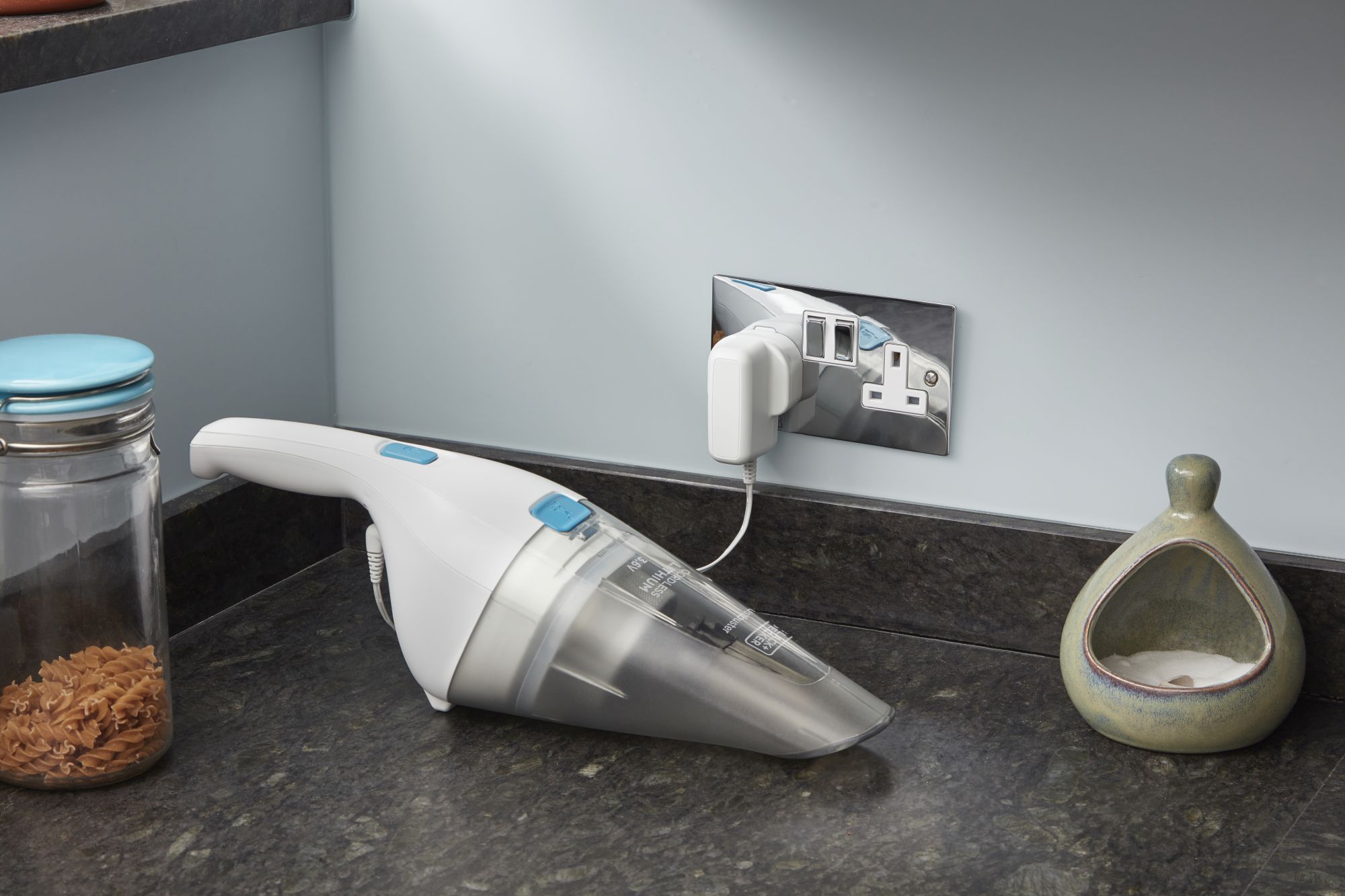 NVC115JL-QW - Aspirador de mano Dustbuster Litio 3,6V