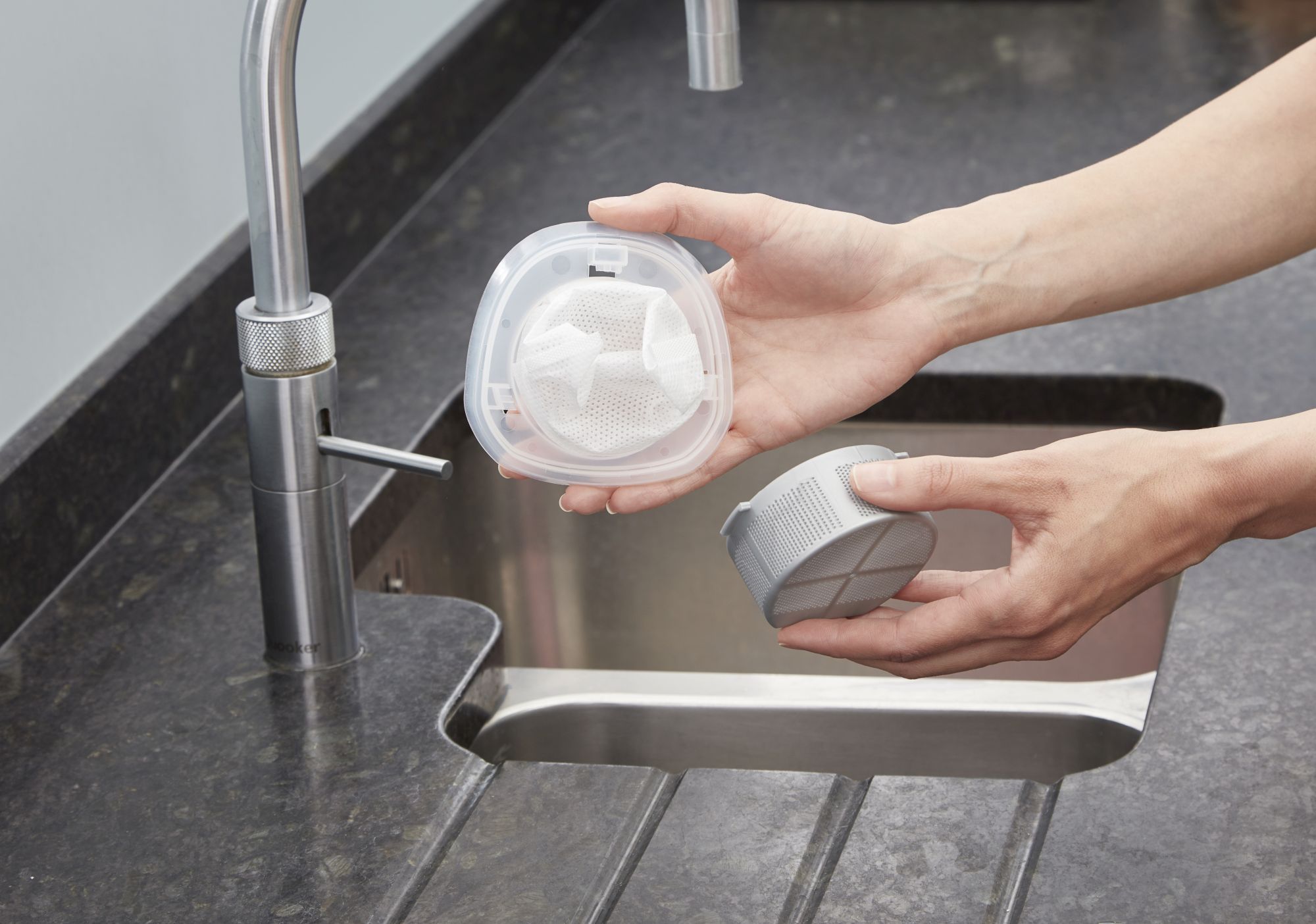 NVC115JL-QW - Aspirador de mano Dustbuster Litio 3,6V