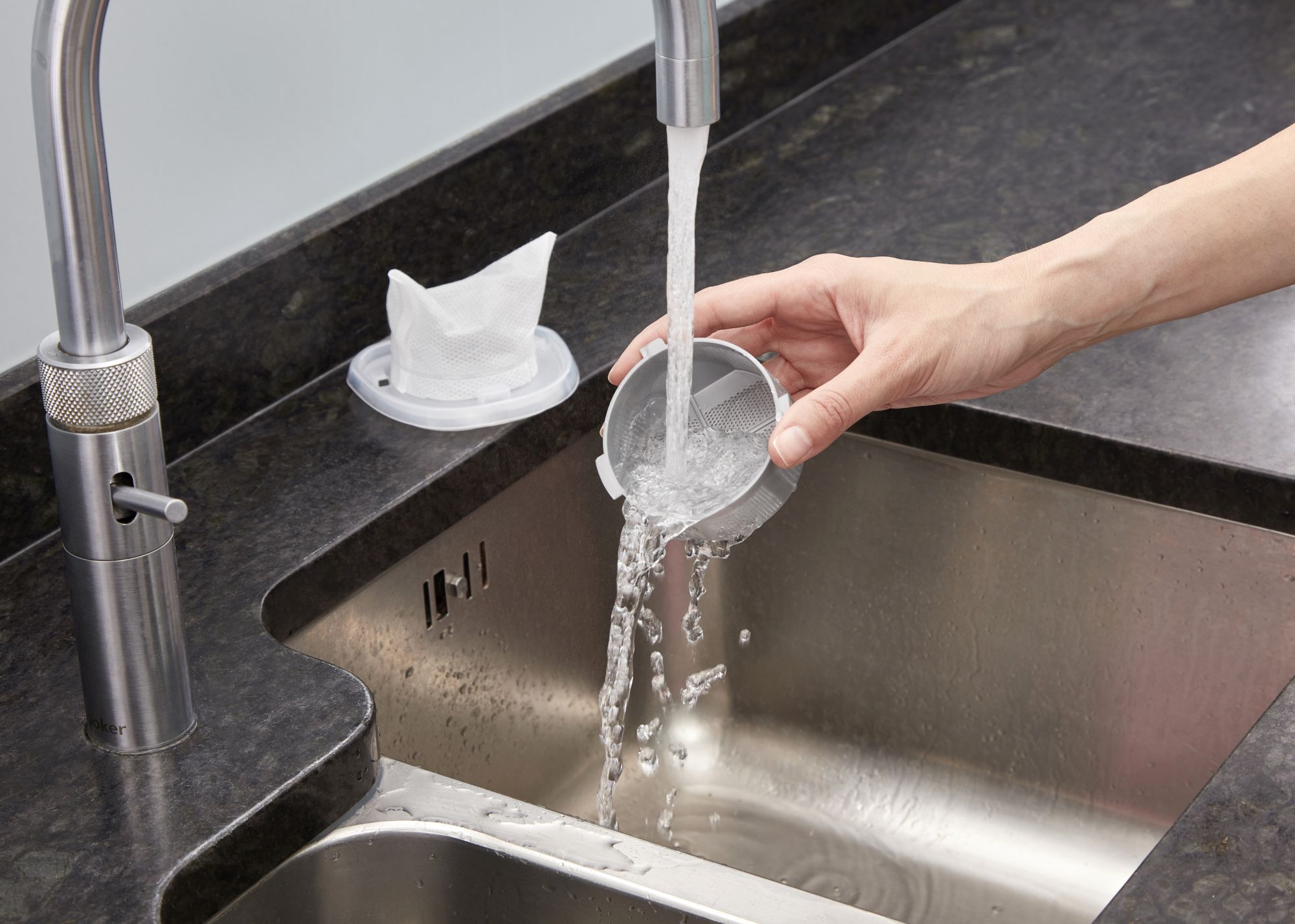 NVC115JL-QW - Aspirador de mano Dustbuster Litio 3,6V