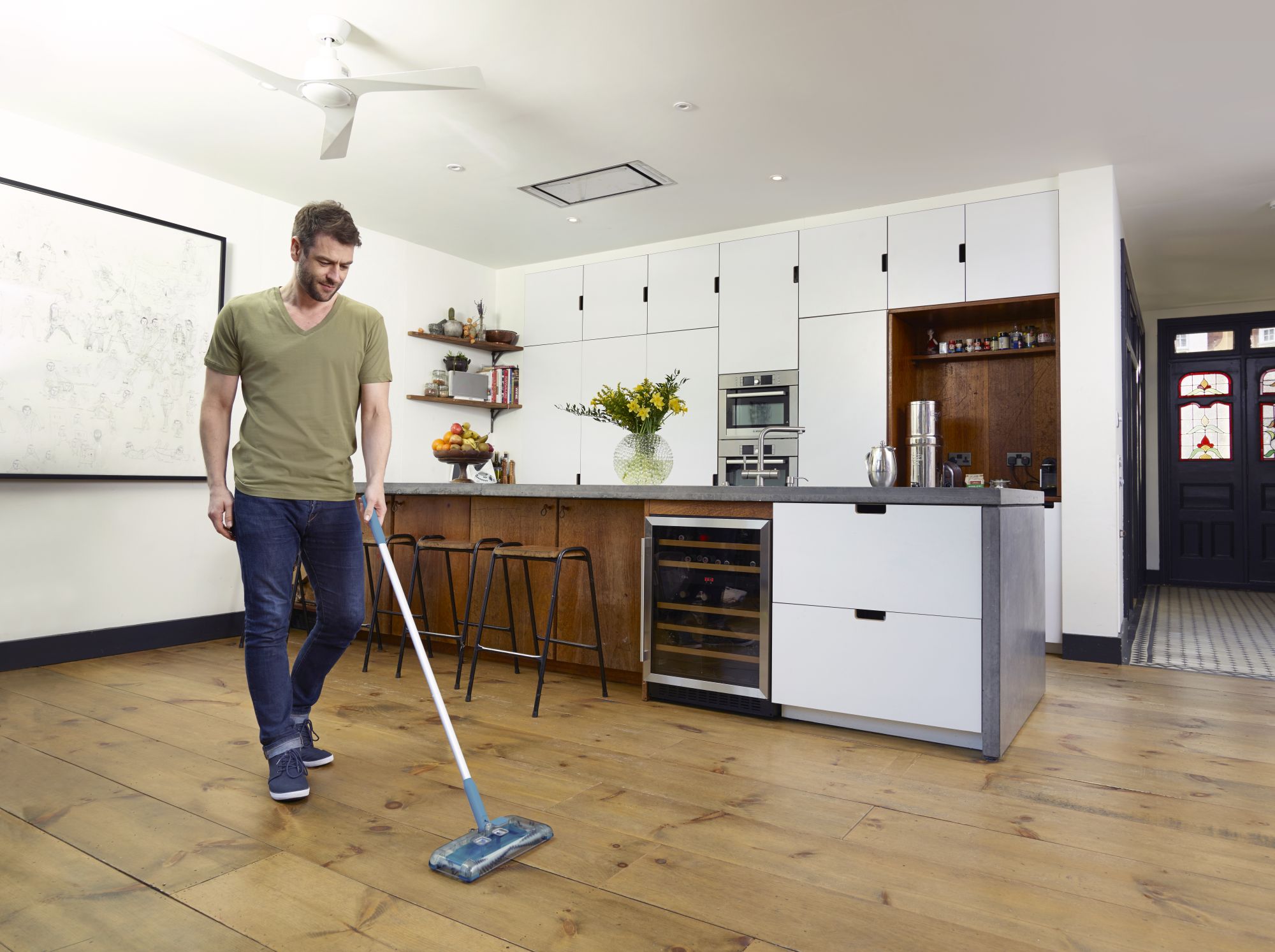 PSA115B-QW - Escoba a batería 3,6V (7,2 Wh)