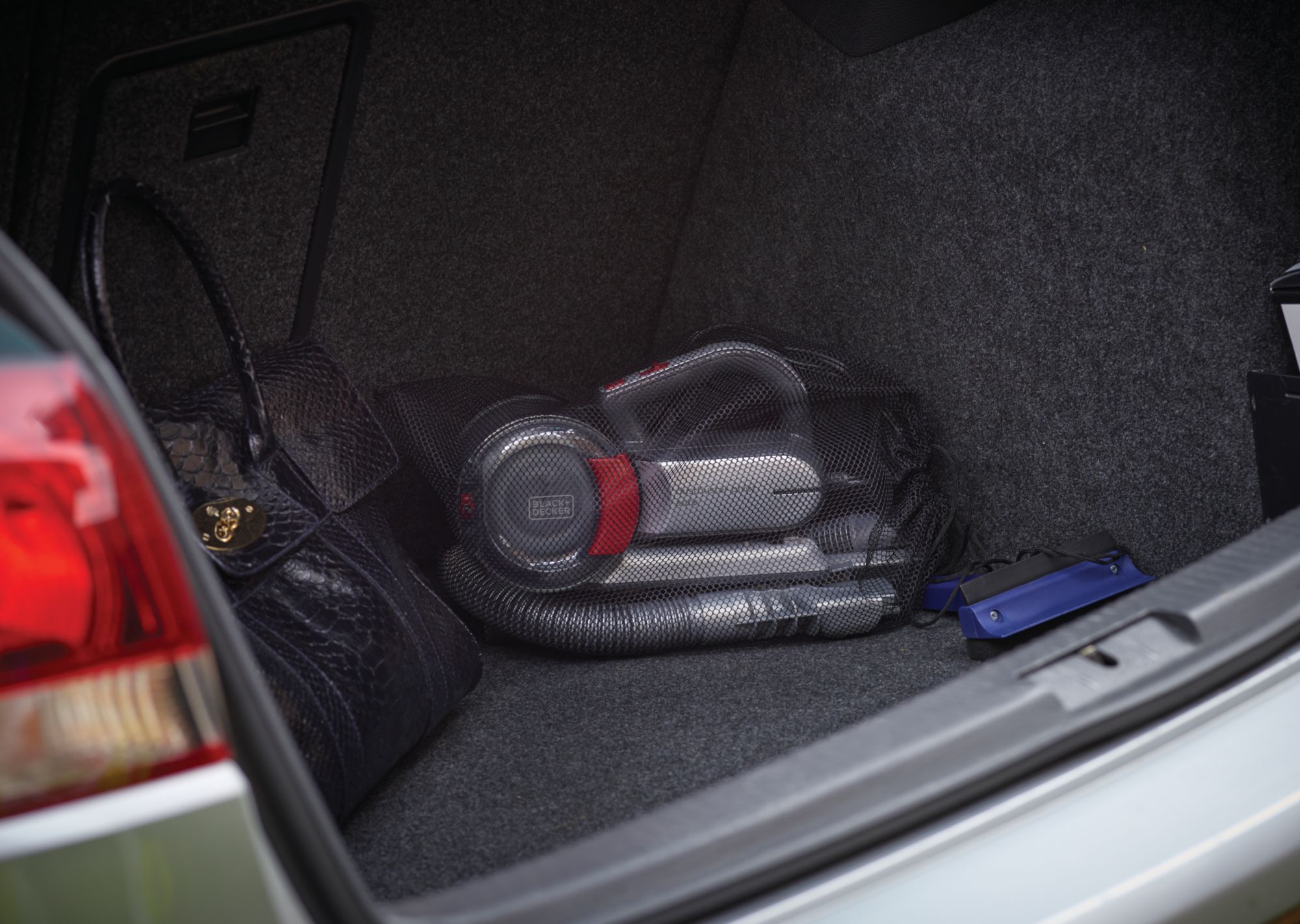 PV1200AV-XJ - Aspirador de coche Pivot® 12V