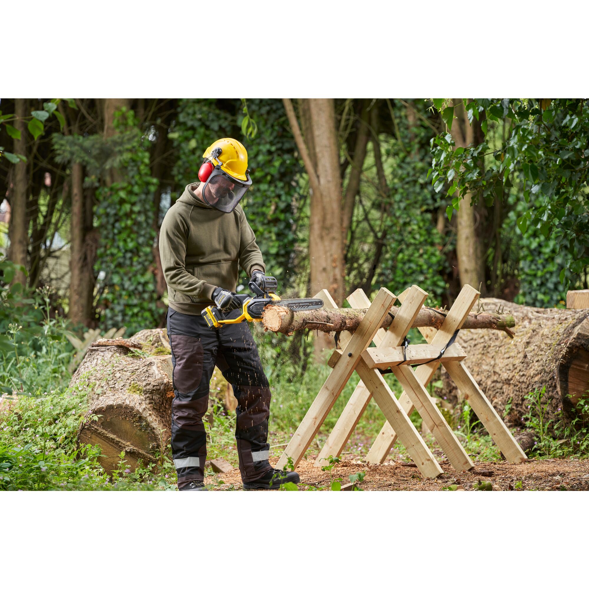 Motosierra sin escobillas V20 Li-Ion 18V 30cm