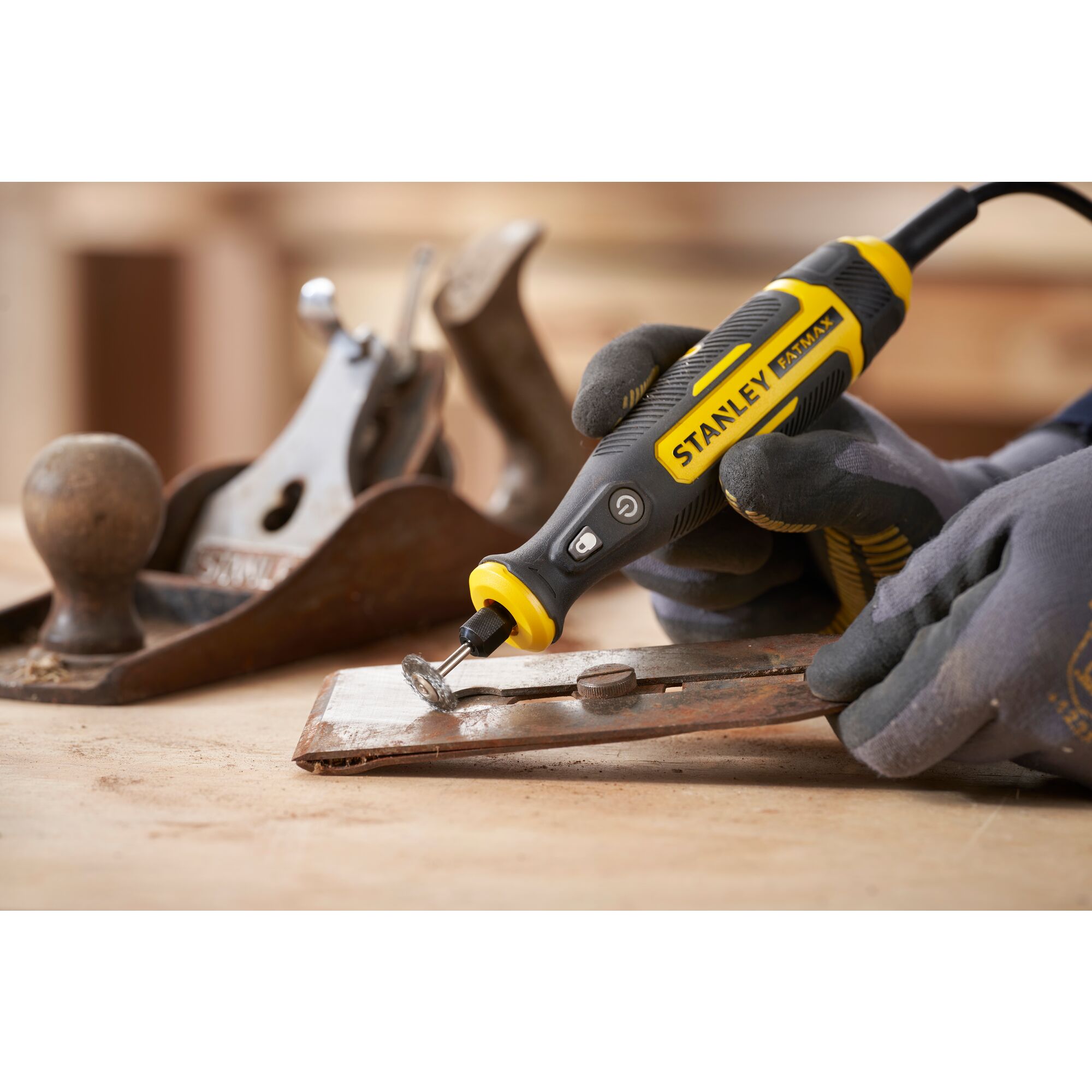 MINI-HERRAMIENTA V20 LITHIUM ION 18V