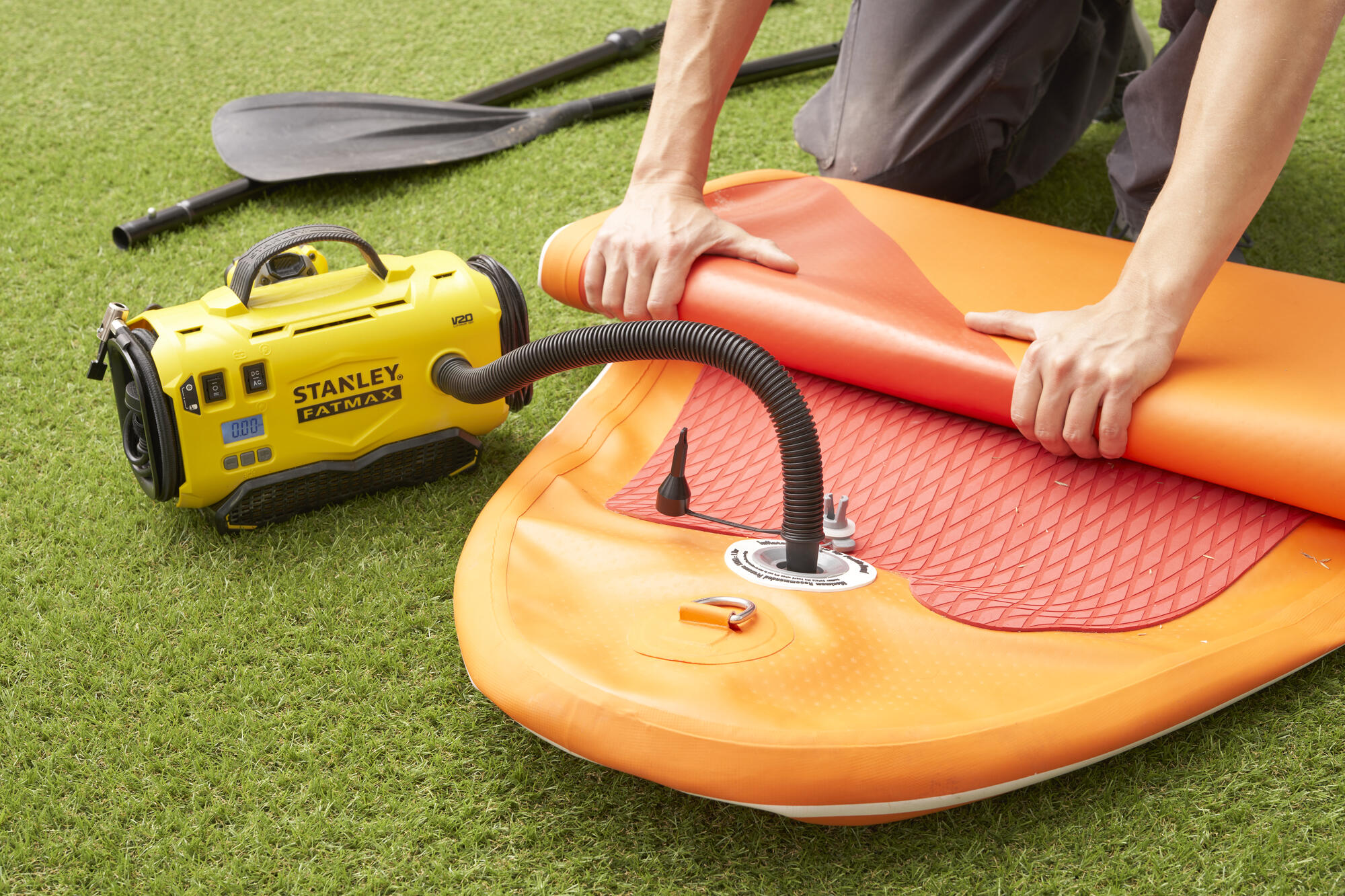 Inflador de Aire V20 18V sin batería/cargador