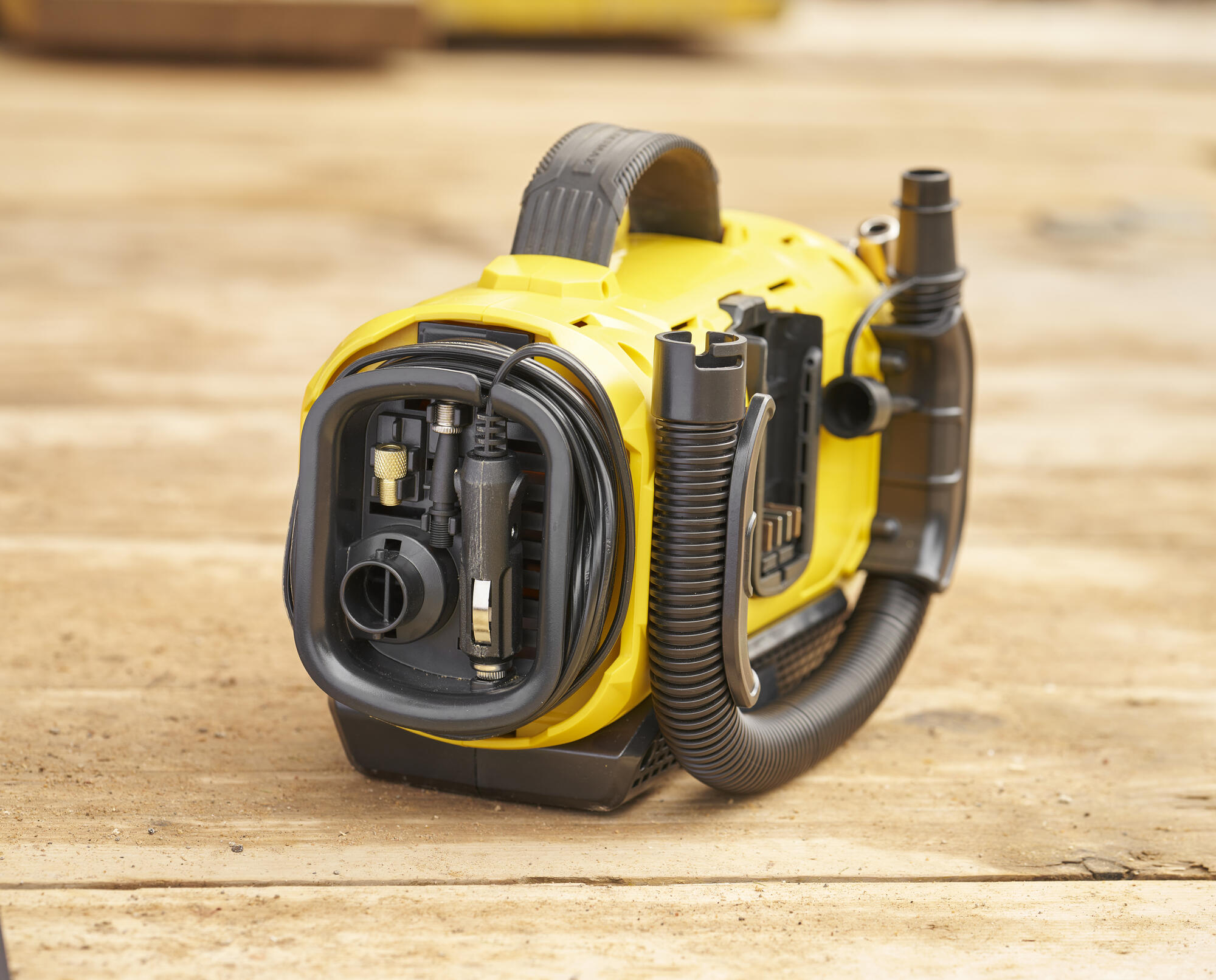 Inflador de Aire V20 18V sin batería/cargador