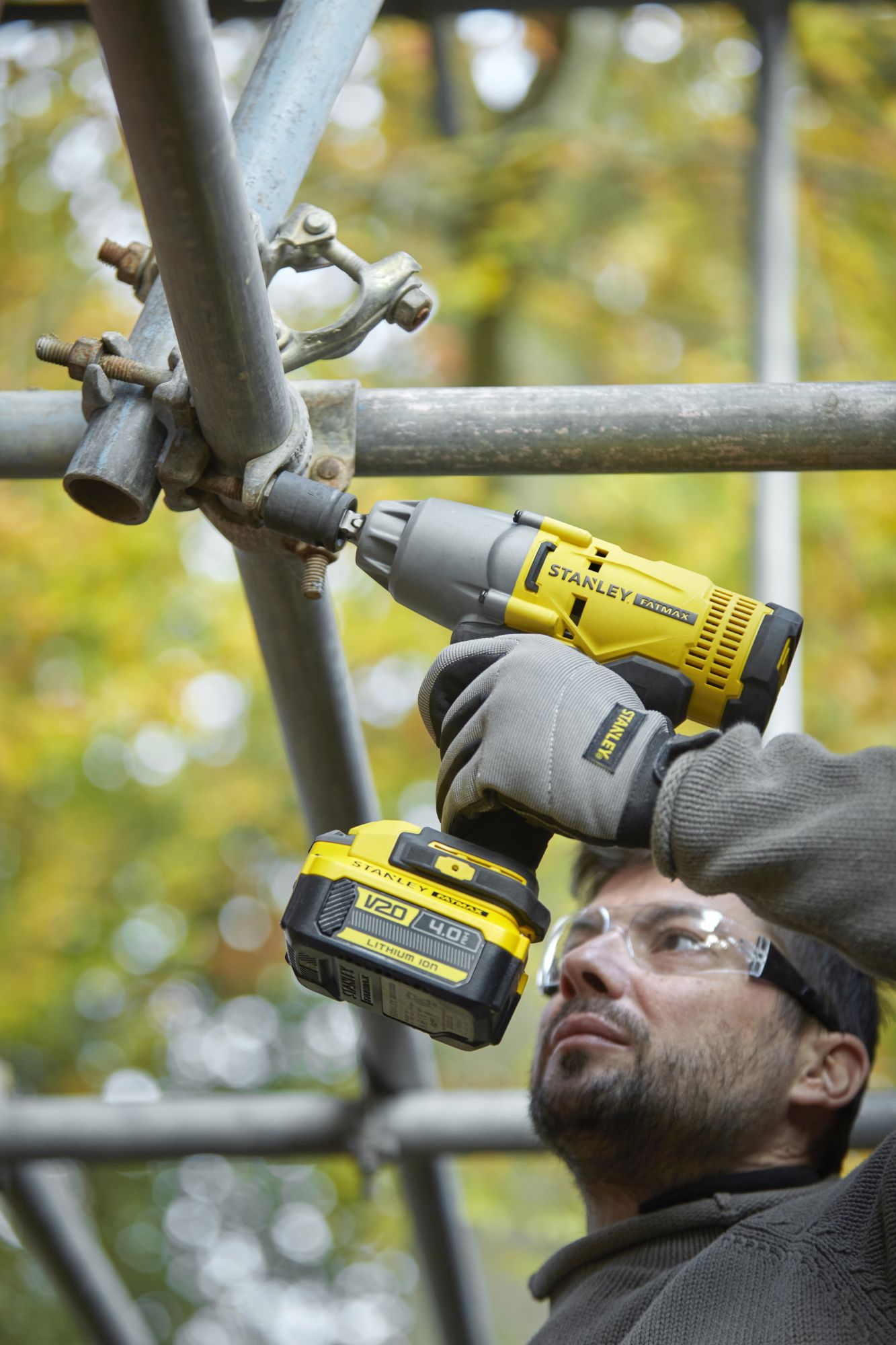 Llave de Impacto V20 Li-Ion 18V sin cargador/batería