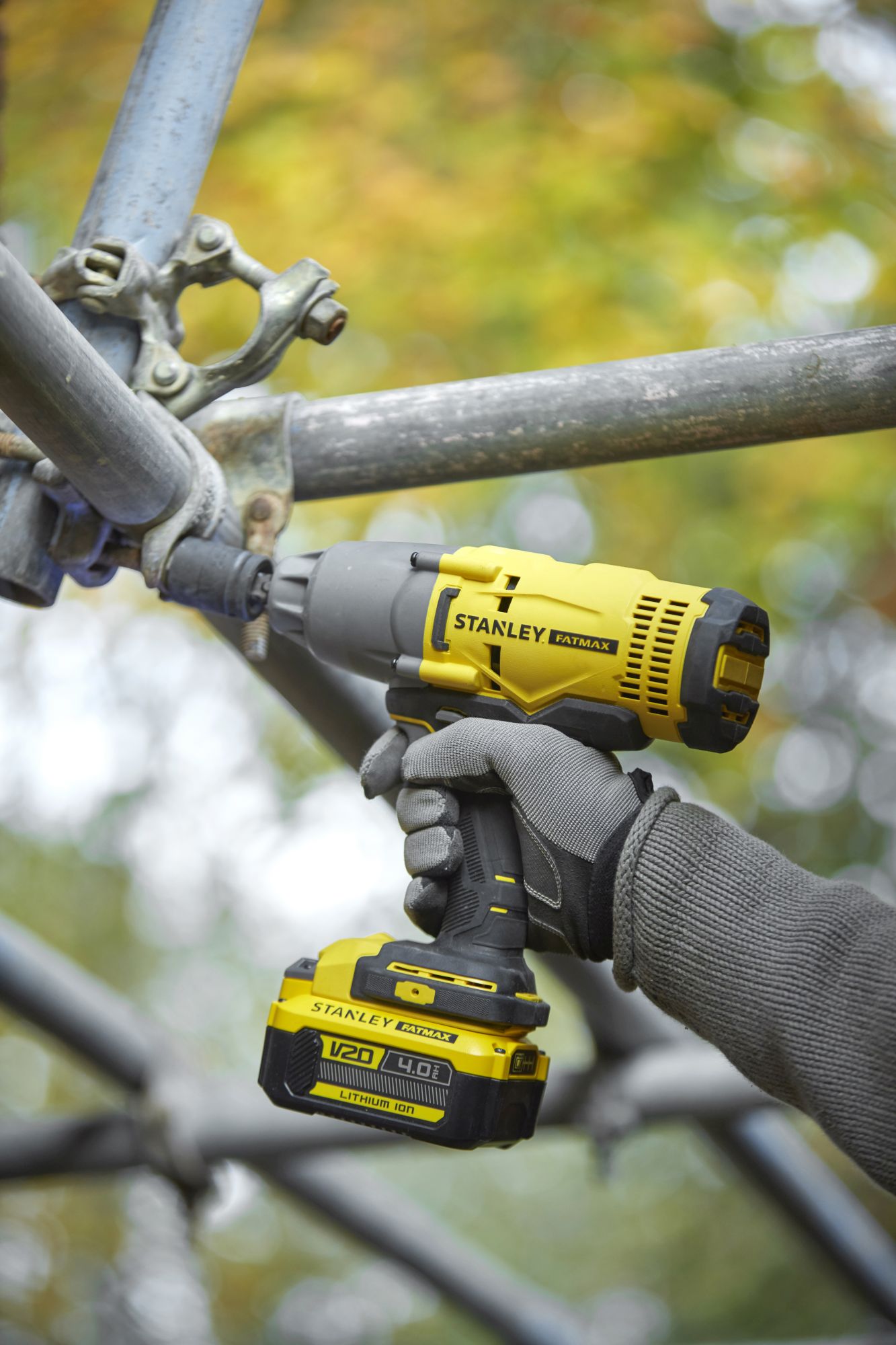 Llave de Impacto V20 Li-Ion 18V sin cargador/batería